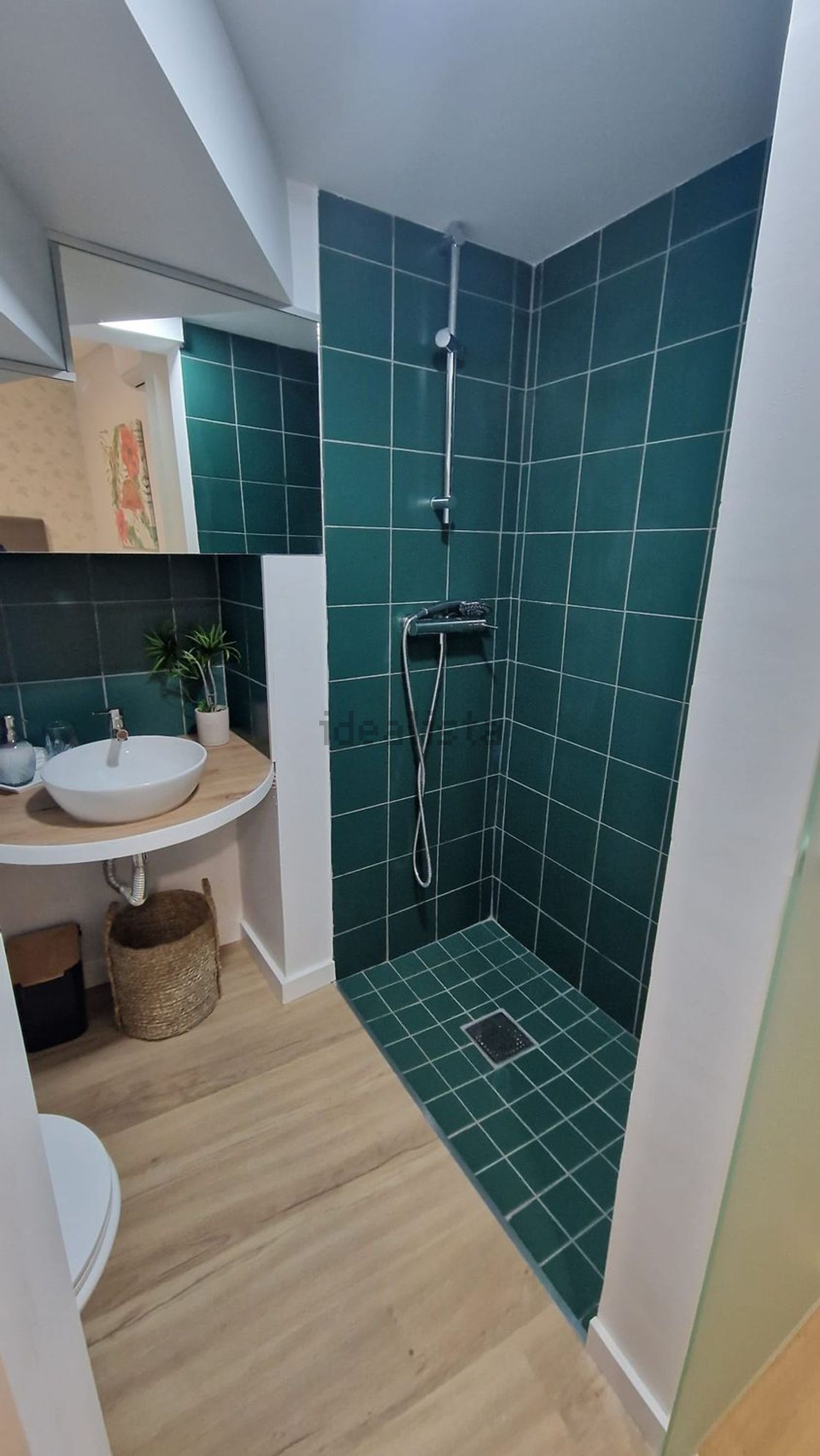 出租房间在Avenida Maria Helena Vieira da Silva, 86 - 卫生间