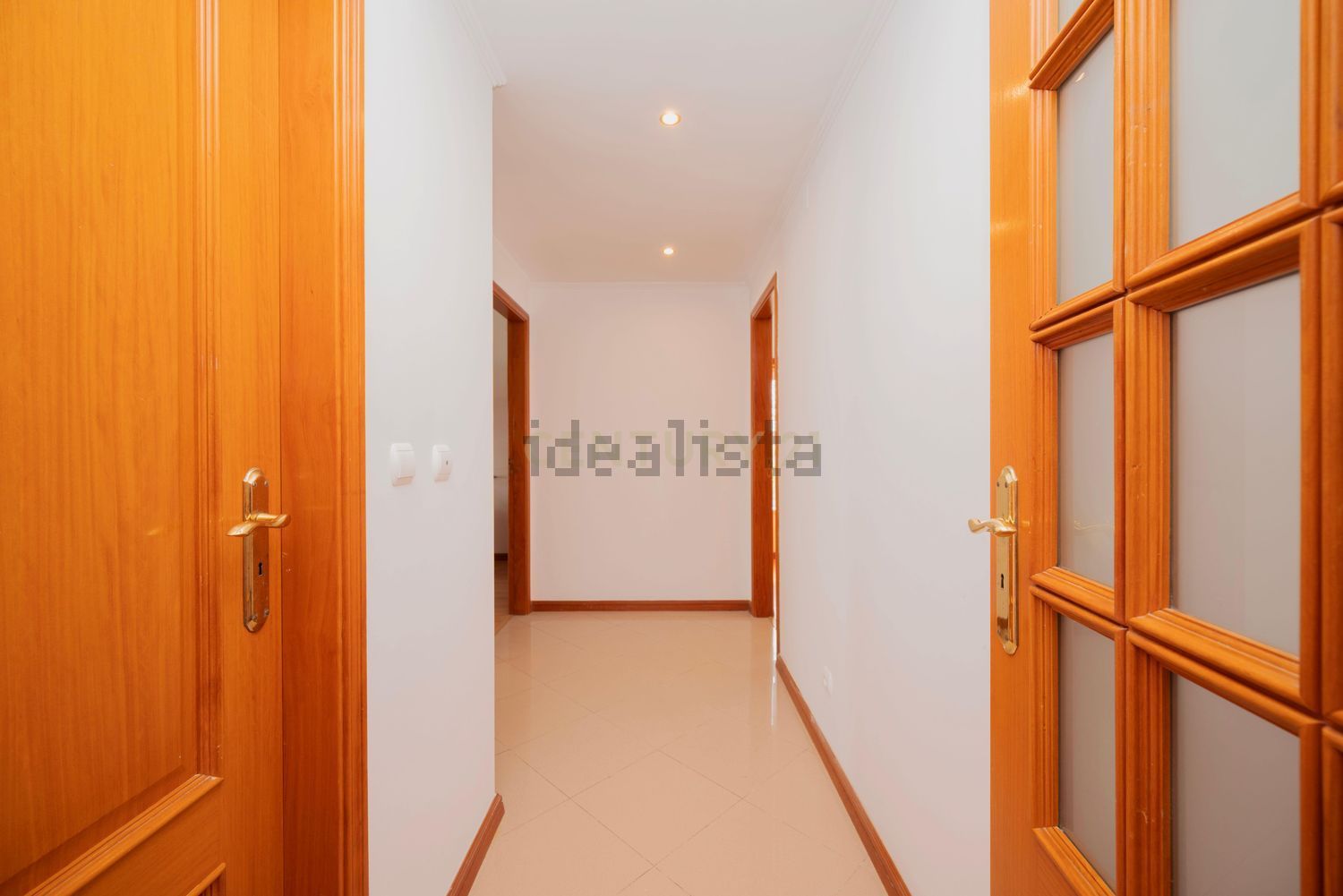 出租公寓 t3在Rua Melo Antunes, 36 - 过道