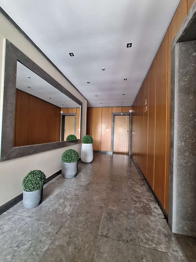 公寓 t3出售在Avenida Capitão Salgueiro Maia