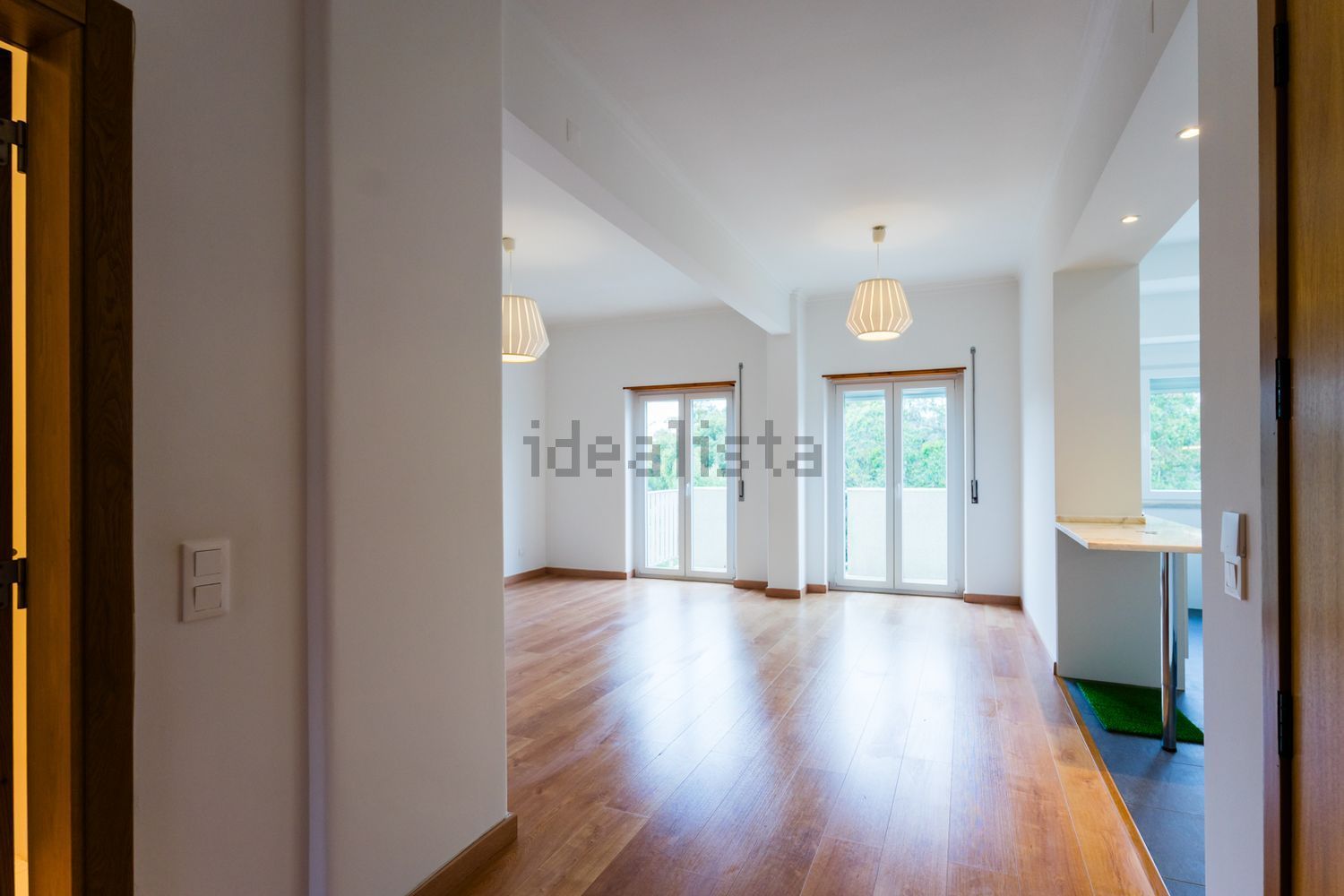 出租公寓 t2在Rua Luís Pastor de Macedo - 客厅