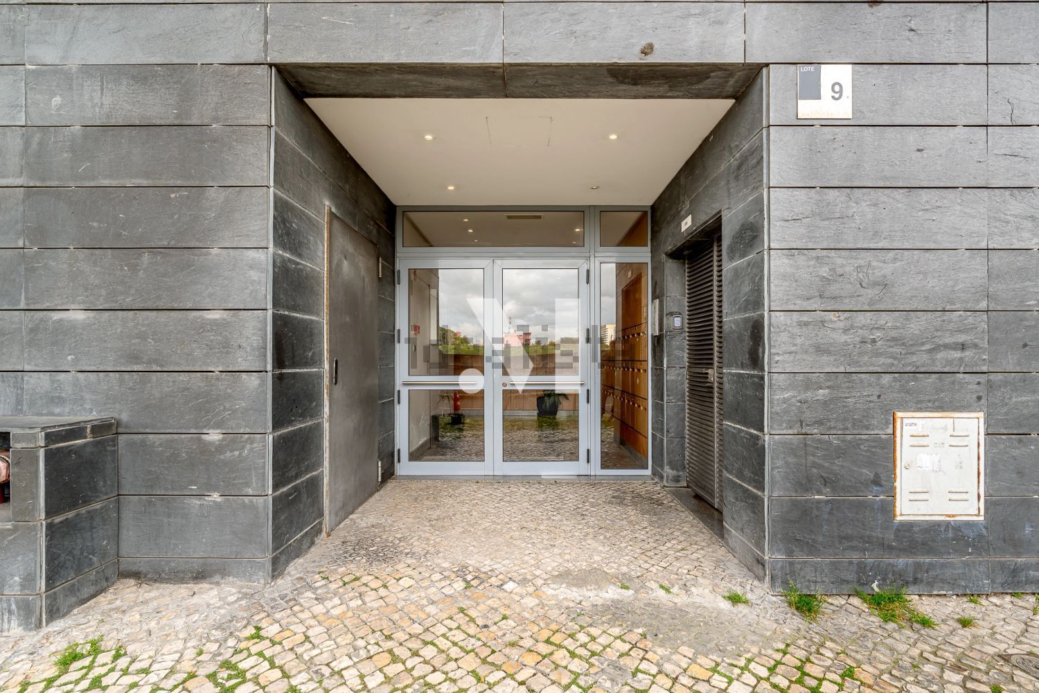 公寓 t1出售在Avenida Cidade de Bratislava s/n - 外立面