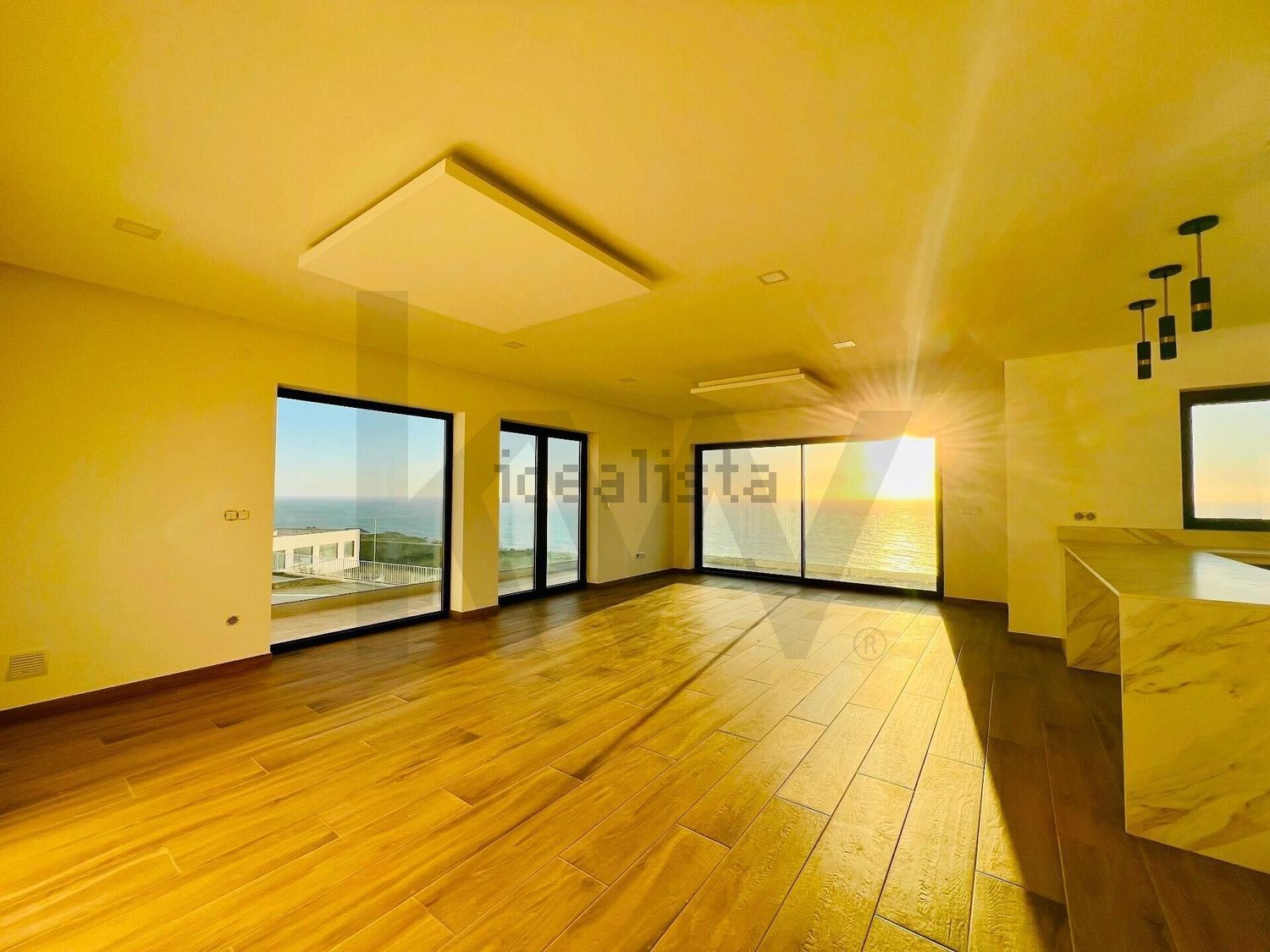 小楼房或独栋别墅出售在Rua das Salemas s/n - 居住