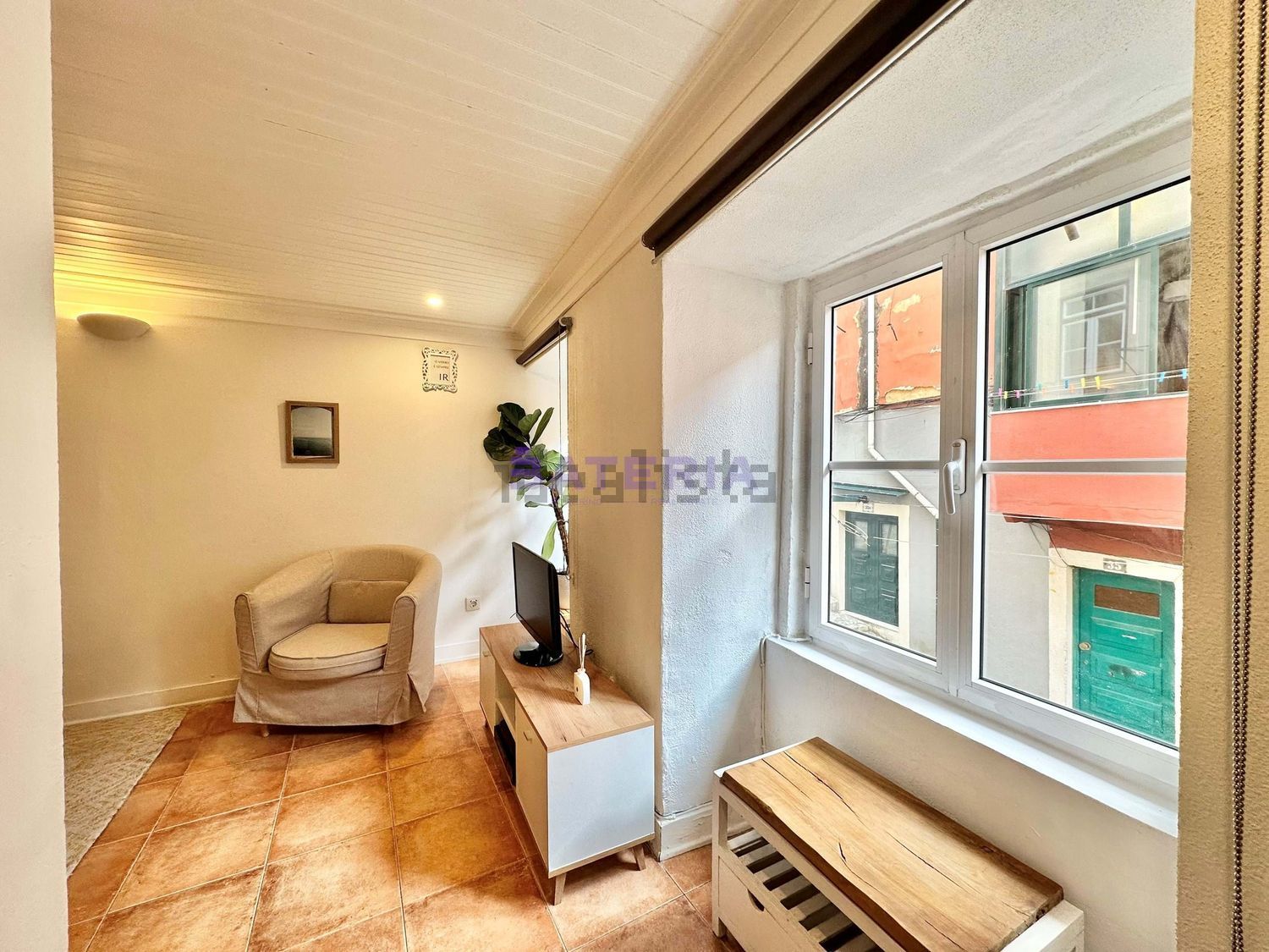 公寓 t1出售在Santa Catarina - 客厅