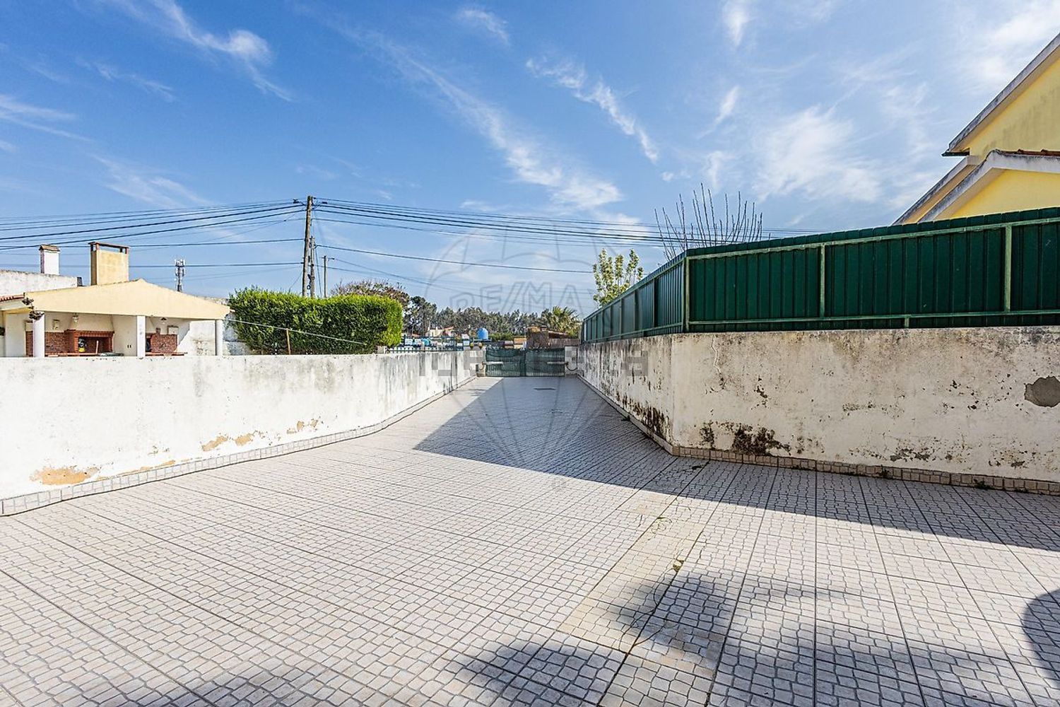 小楼房或独栋别墅出售在Rua das Flores - 照片