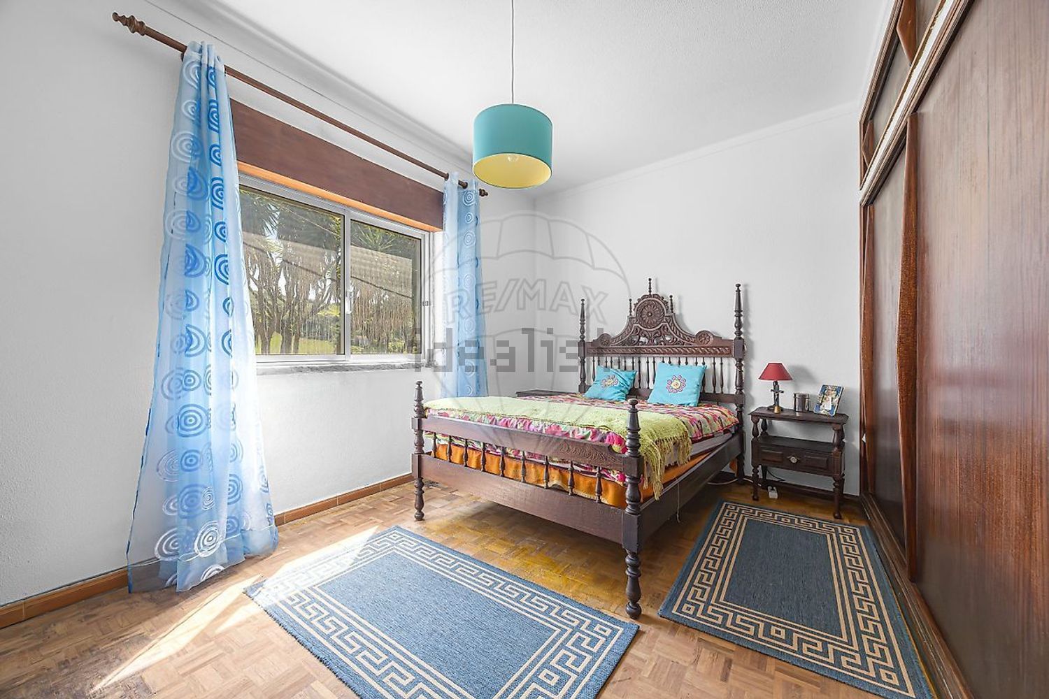 小楼房或独栋别墅出售在Rua das Adegas - 卧室