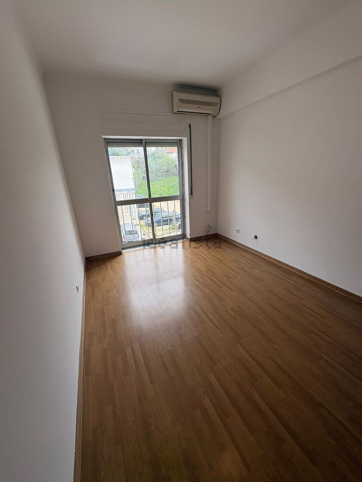 出租公寓 t2在Rua Armando Cortesão, 28 - 居住