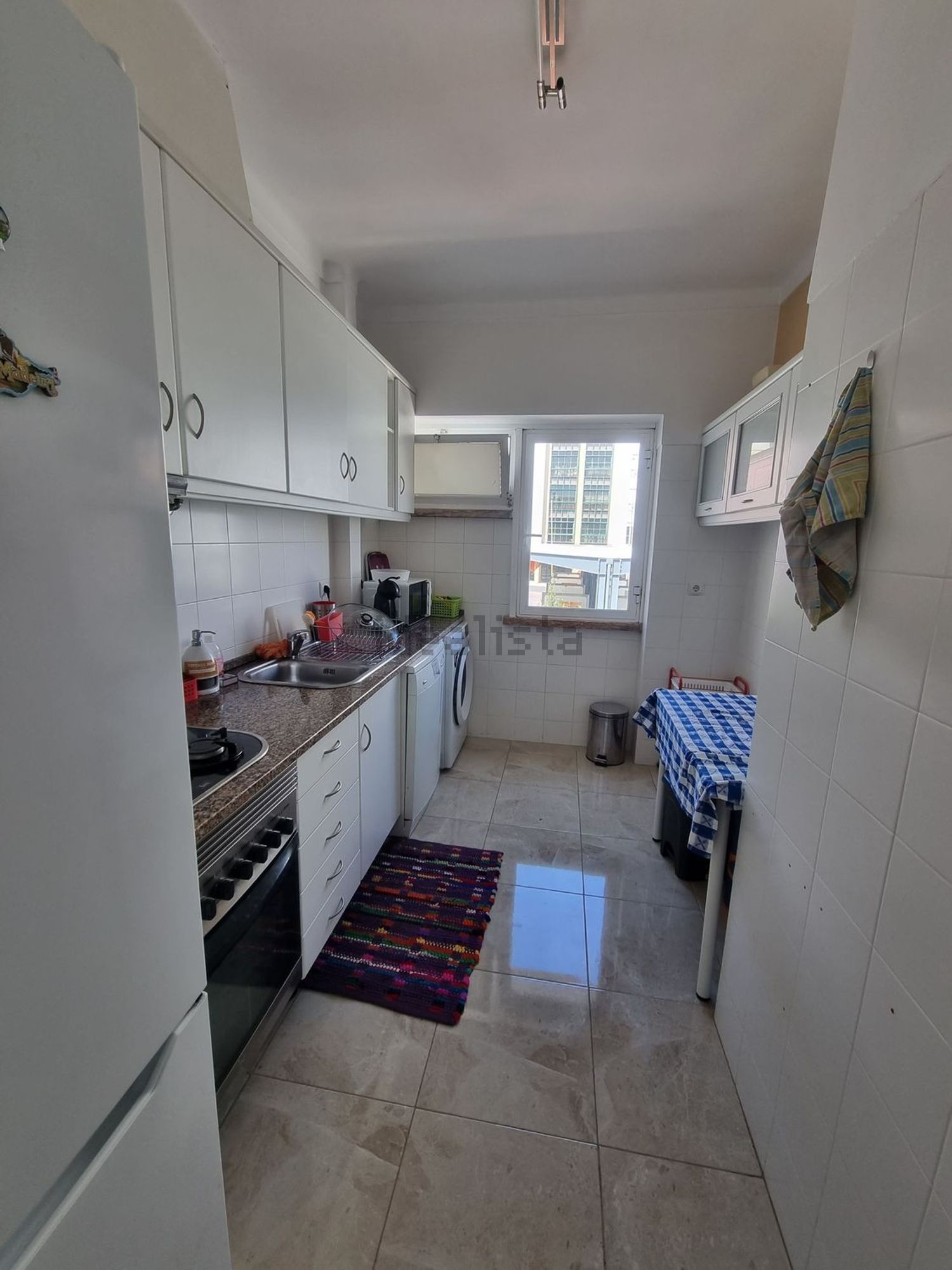 出租公寓 t2在Rua Paulo Reis Gil, 57 - 厨房