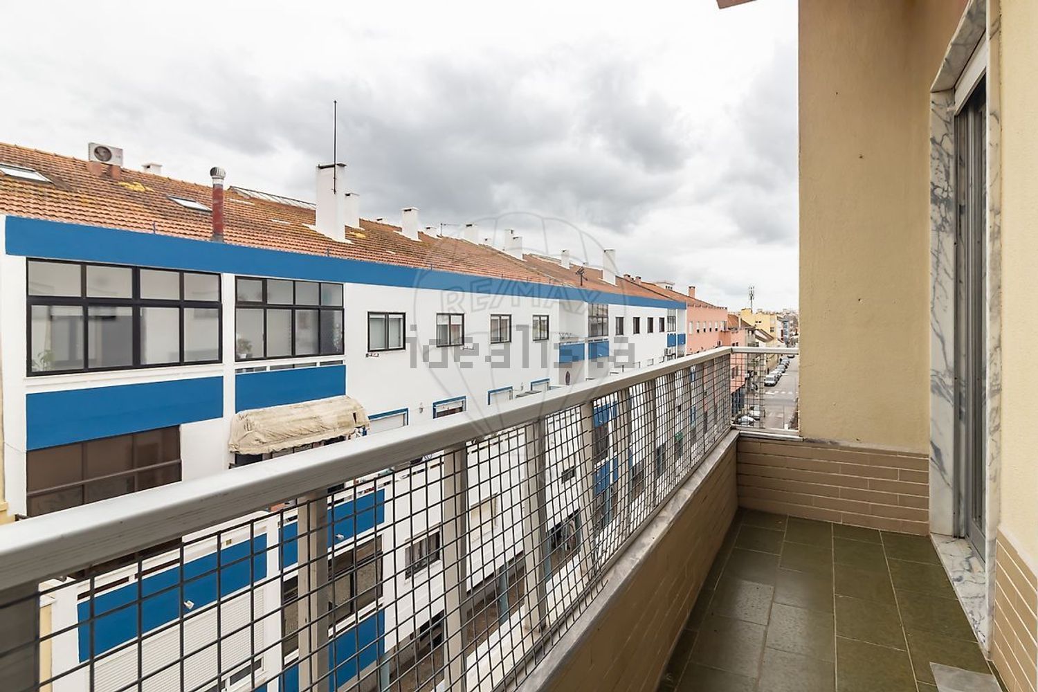 公寓 t3出售在Avenida Humberto Delgado - 阳台