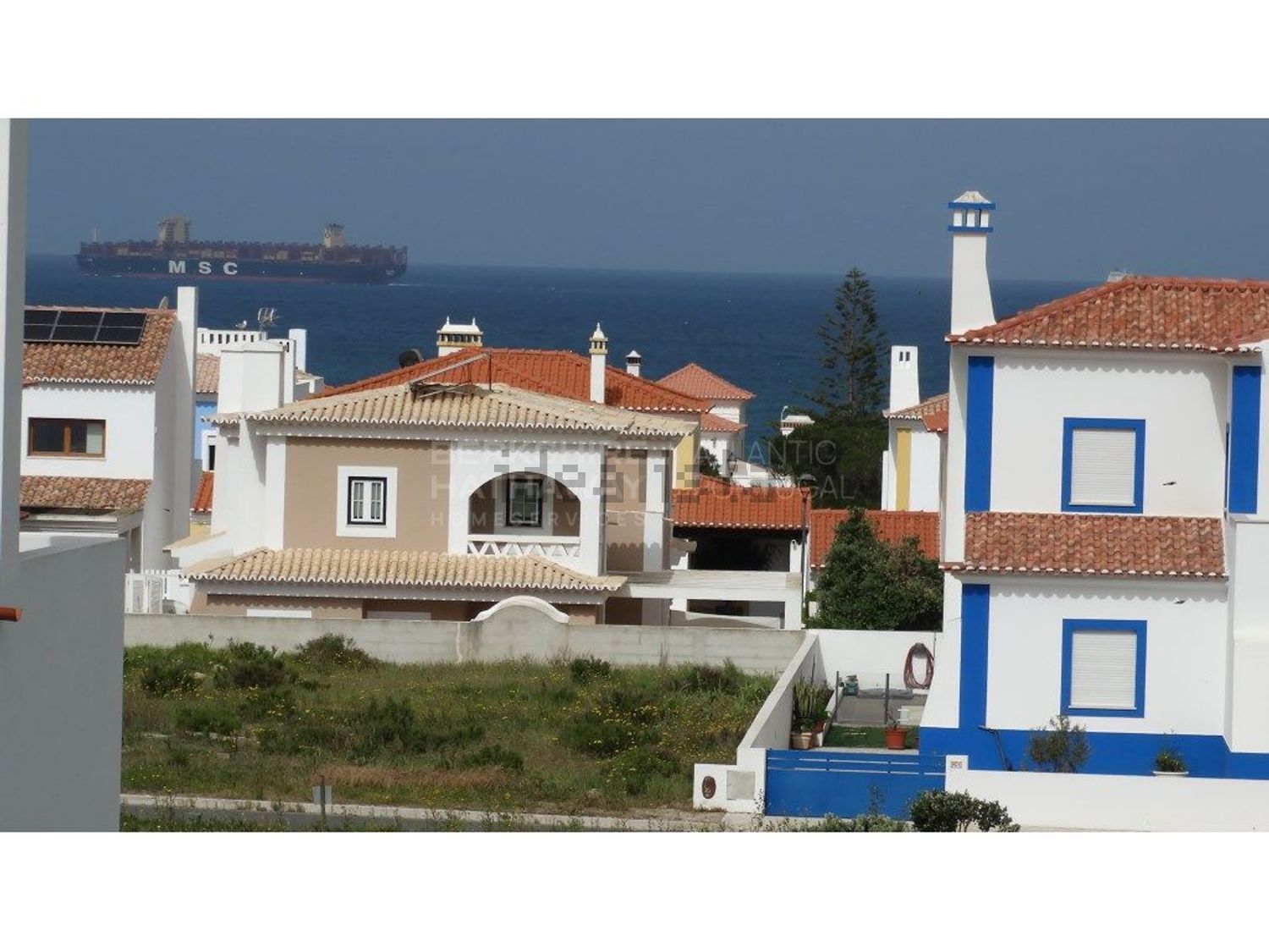 小楼房或独栋别墅出售在Porto Covo - 外立面