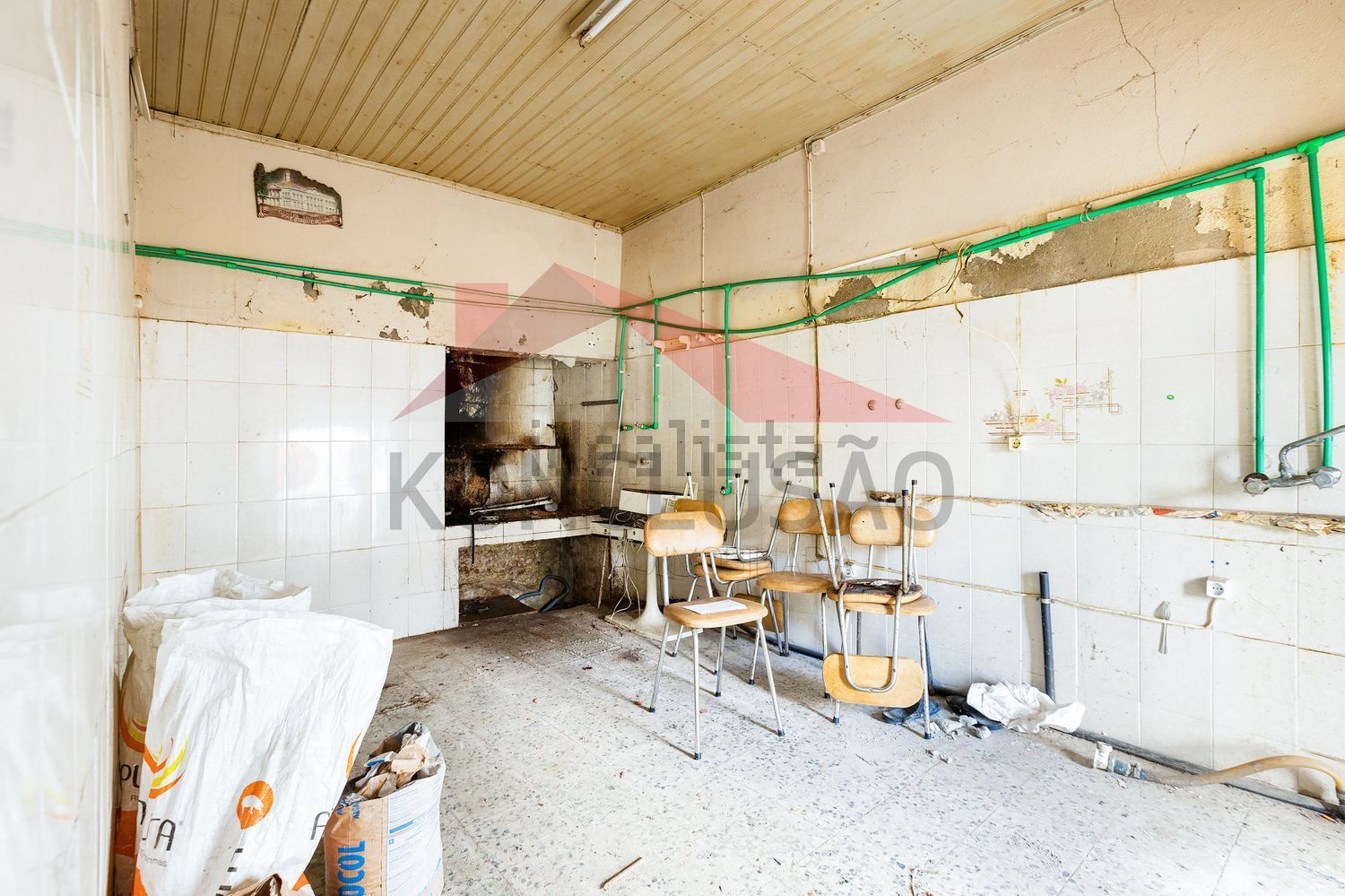 双拼别墅出售在Largo José Justino Franco, 3 - 厨房