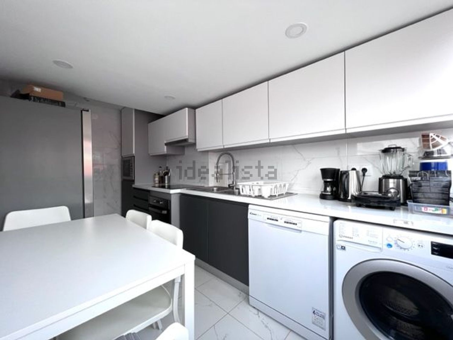 出租房间在Rua José da Silva Mendes - 厨房