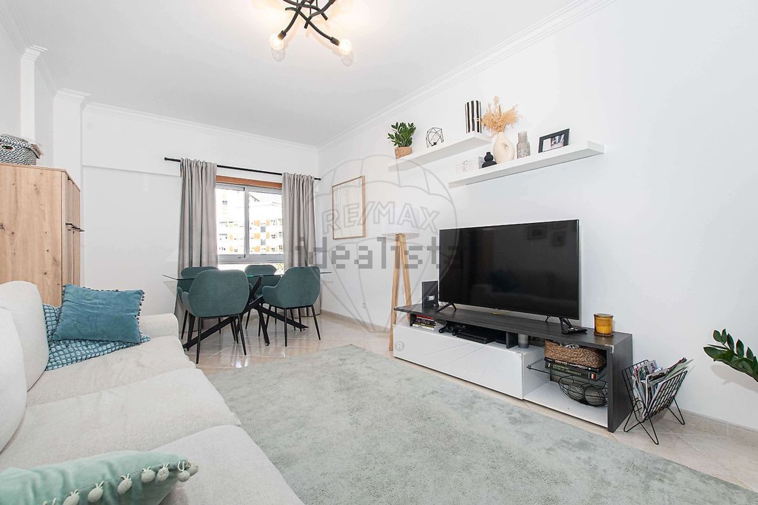 公寓 t2出售在Rua José Afonso - 客厅