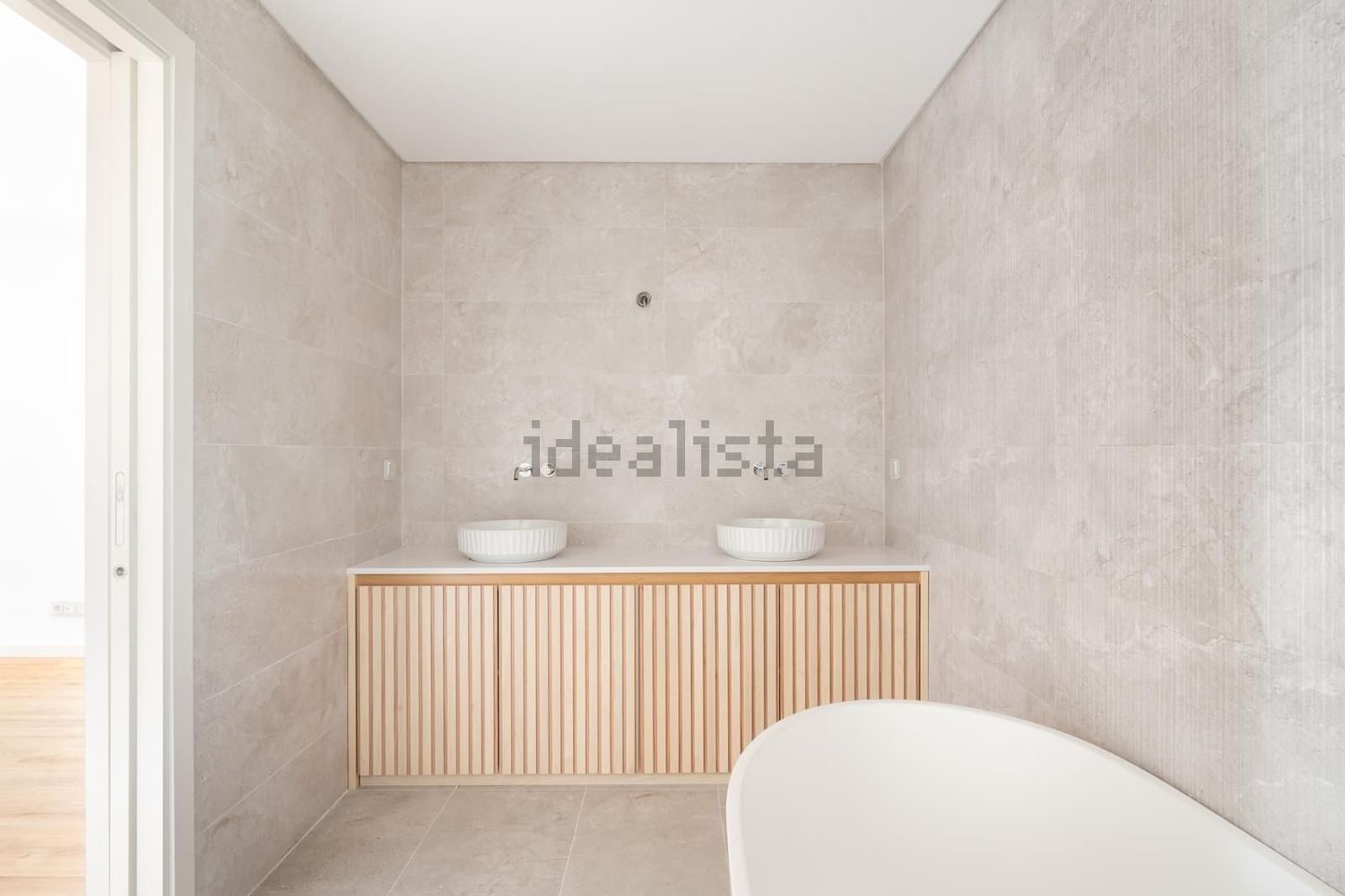 小楼房或独栋别墅出售在Beco do Algarvio - 卫生间