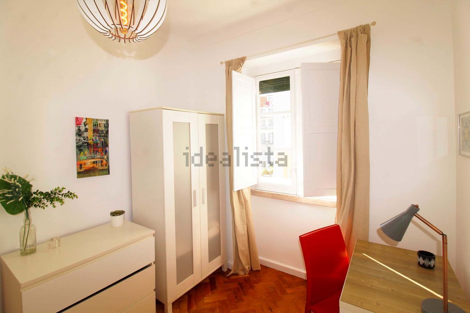 出租房间在Rua Leite de Vasconcelos, 77 - 卧室