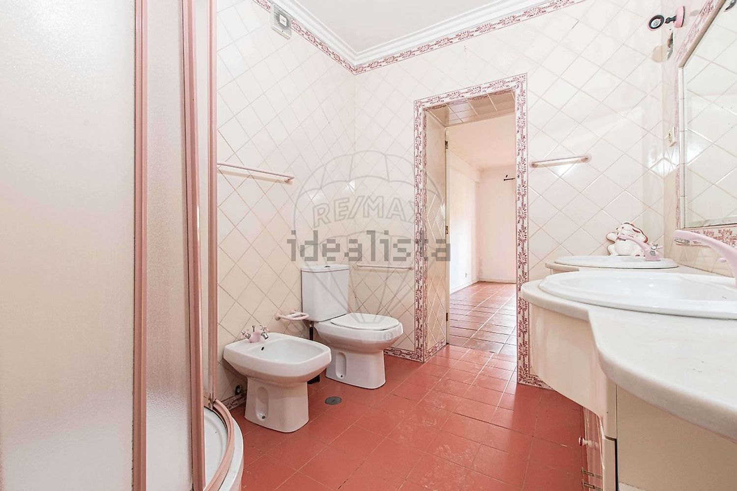 公寓 t4出售在Estrada Águas Livres - 卫生间