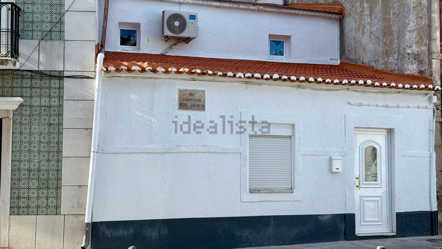 双拼别墅出售在Rua Comendador Miguel Esguelha - 外立面