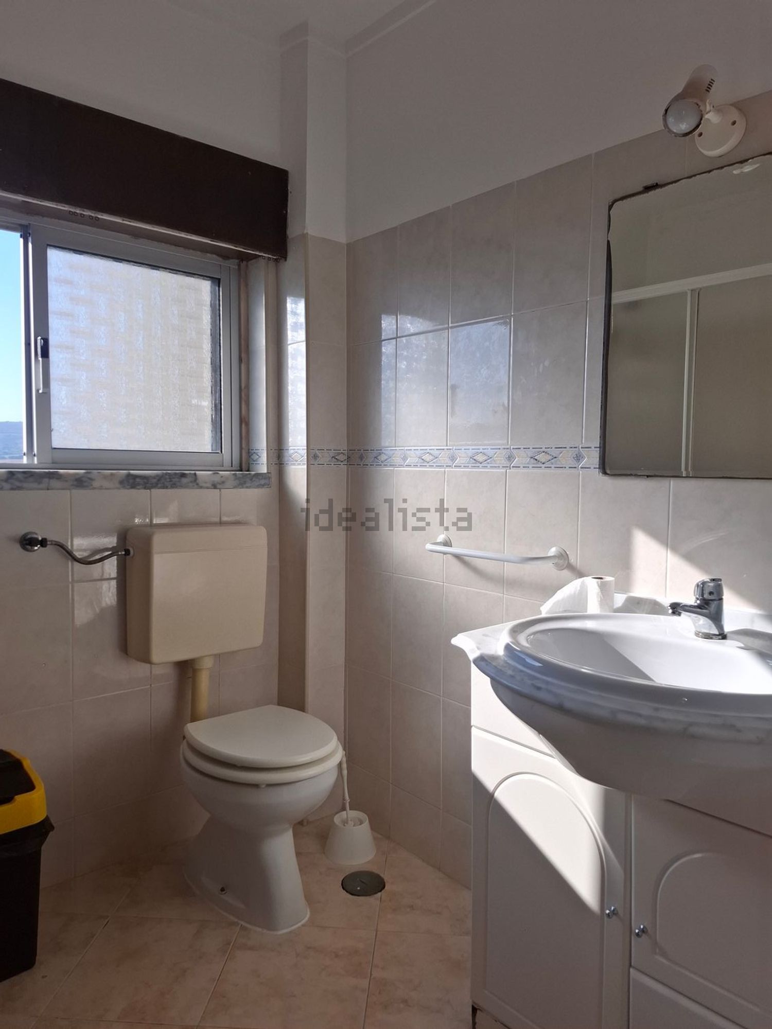 出租房间在Praceta Gaspar Corte Real, 29 - 卫生间