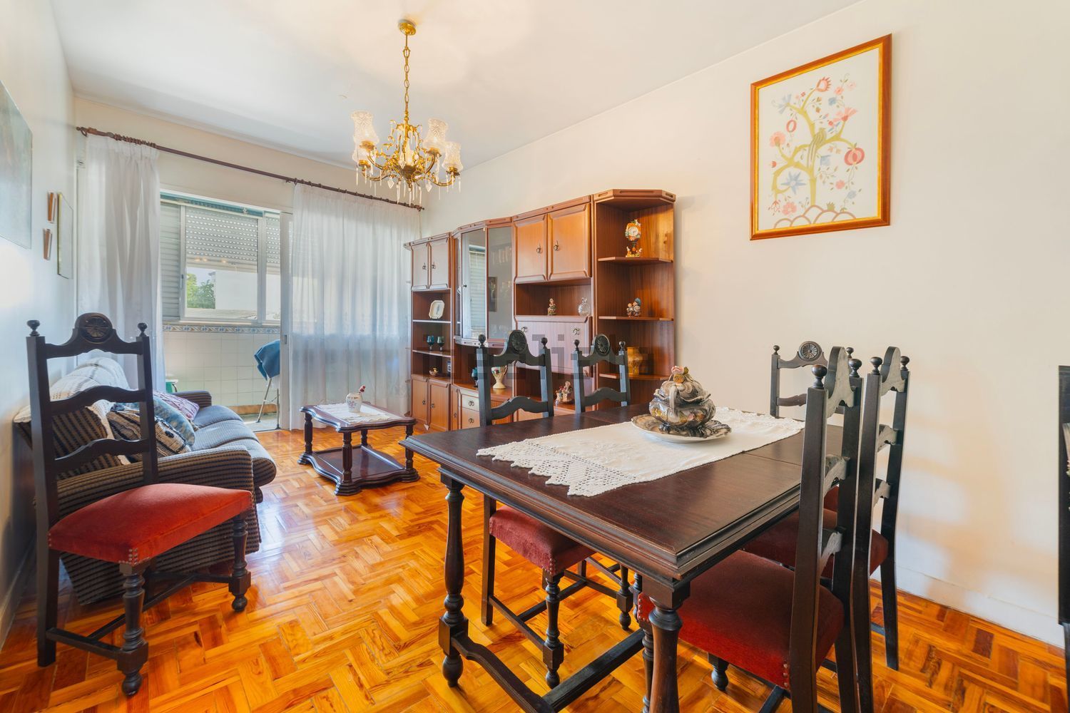 公寓 t3出售在Rua Almada Negreiros - 客厅