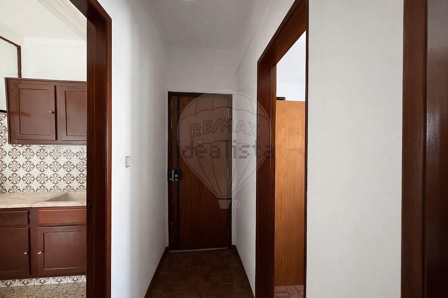 出租公寓 t1在Rua das Flores - 过道