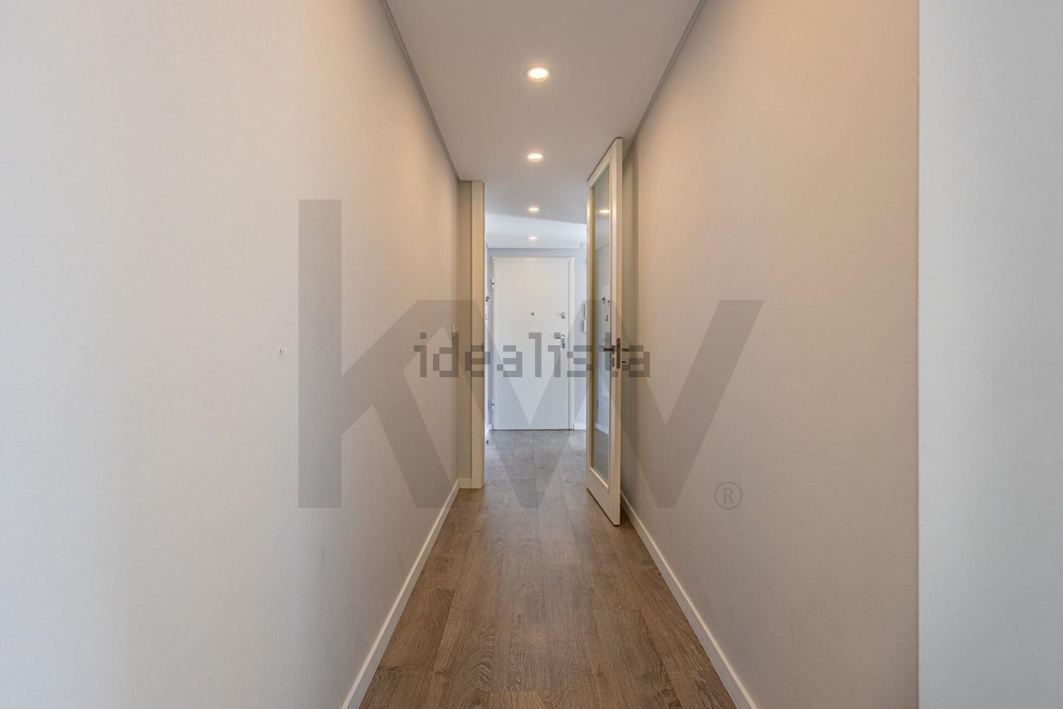 出租公寓 t2在Avenida Amália Rodrigues, 11 - 过道