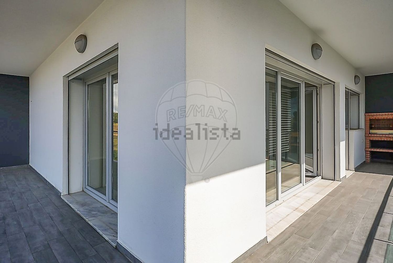 出租公寓 t2在Rua Maria Matos - 阳台