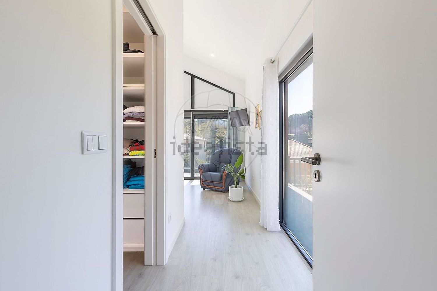 小楼房或独栋别墅出售在Praceta Da Lapa - 照片