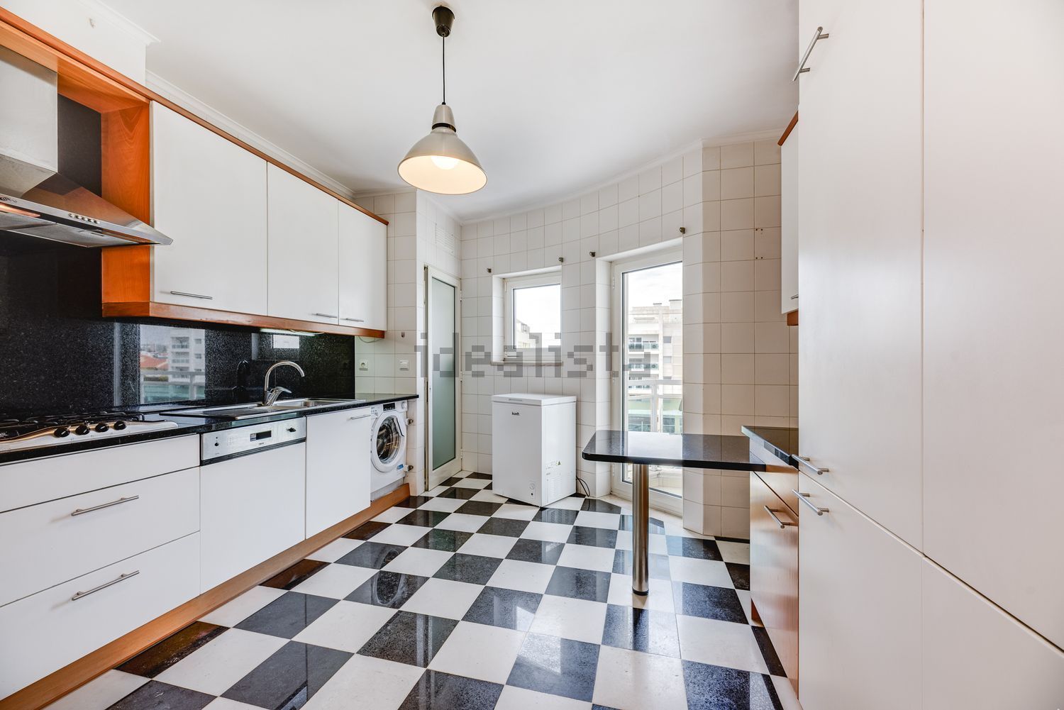 公寓 t3出售在Rua Doutor José da Cunha, 24 - 厨房