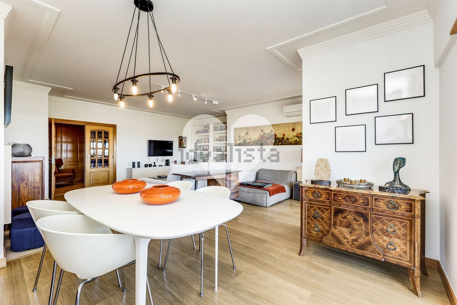 公寓 t2出售在Belas Clube Campo - 客厅