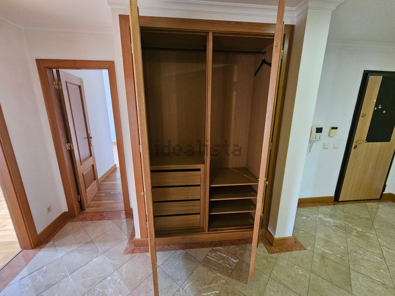 公寓 t4出售在Serra de Carnaxide - 前厅