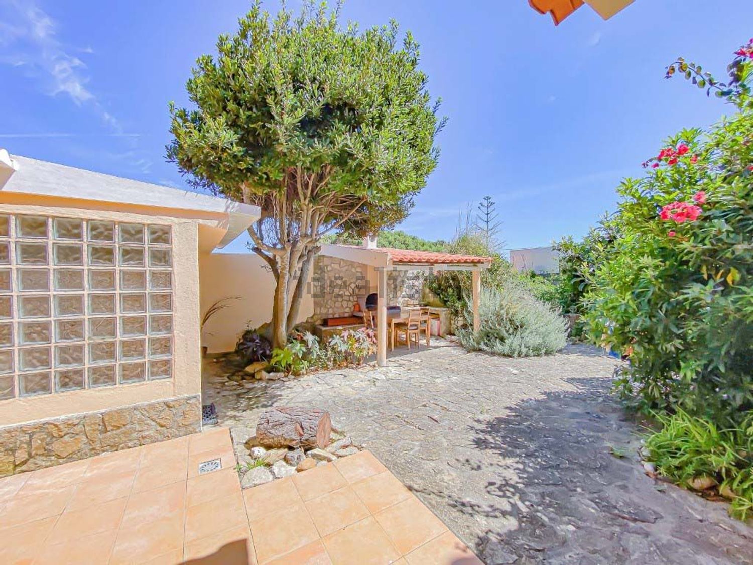 出租小楼房或独栋别墅在Praceta da Revolta, 6 - 院子