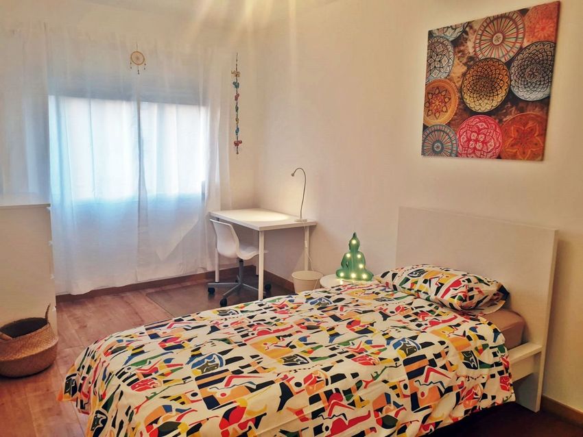 出租房间在Rua Josefa D'Óbidos, 3