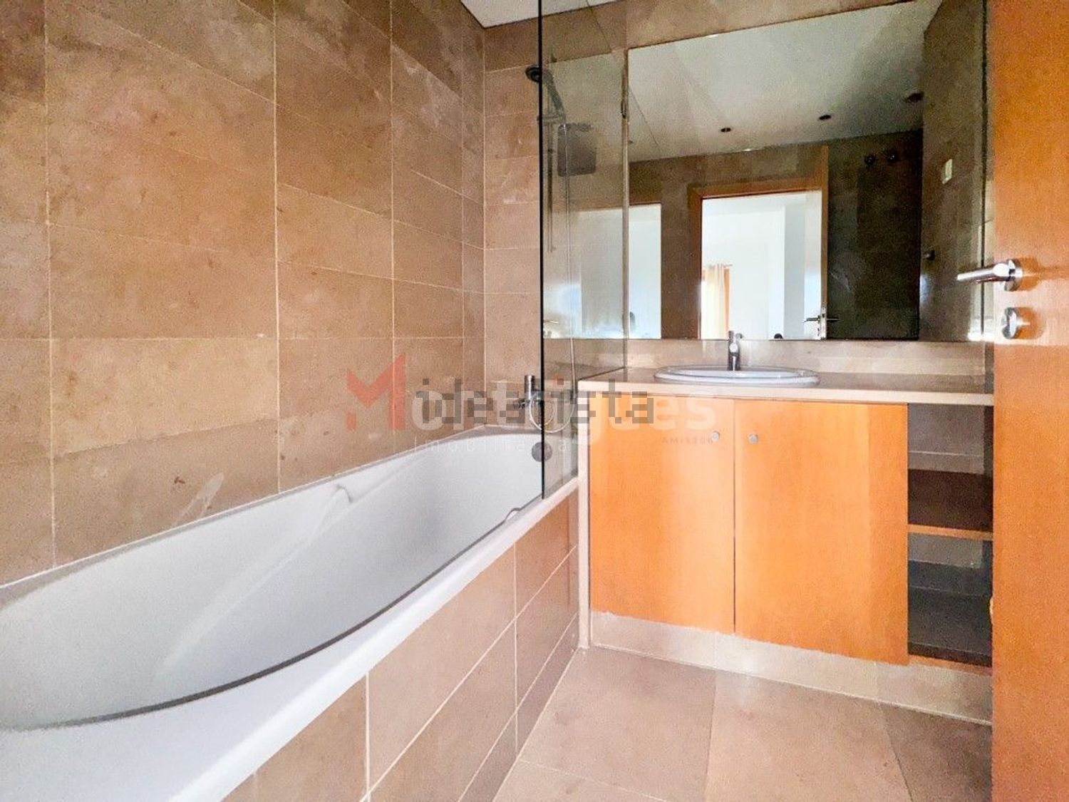 出租公寓 t1在Avenida Dom João II - 卫生间