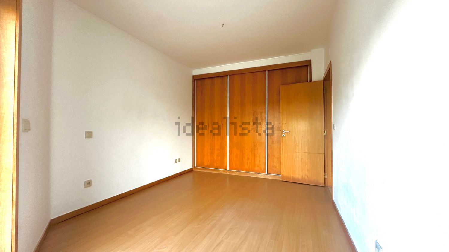 公寓 t4出售在Avenida Natália Correia - 卧室