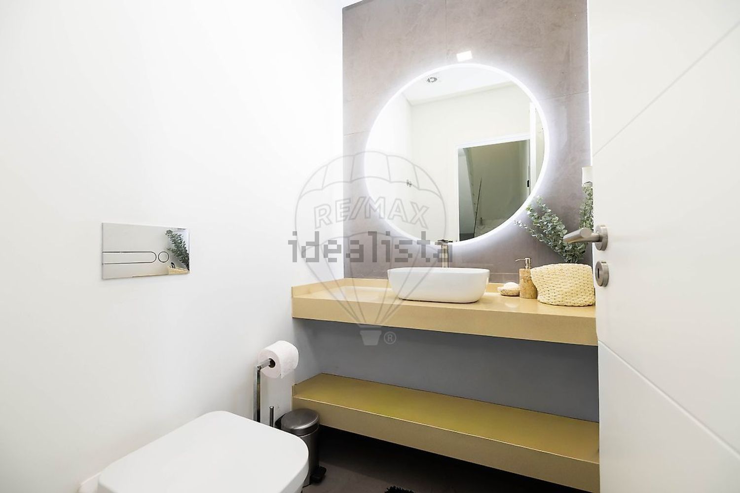 出租小楼房或独栋别墅在Rua Almeida Garrett - 卫生间