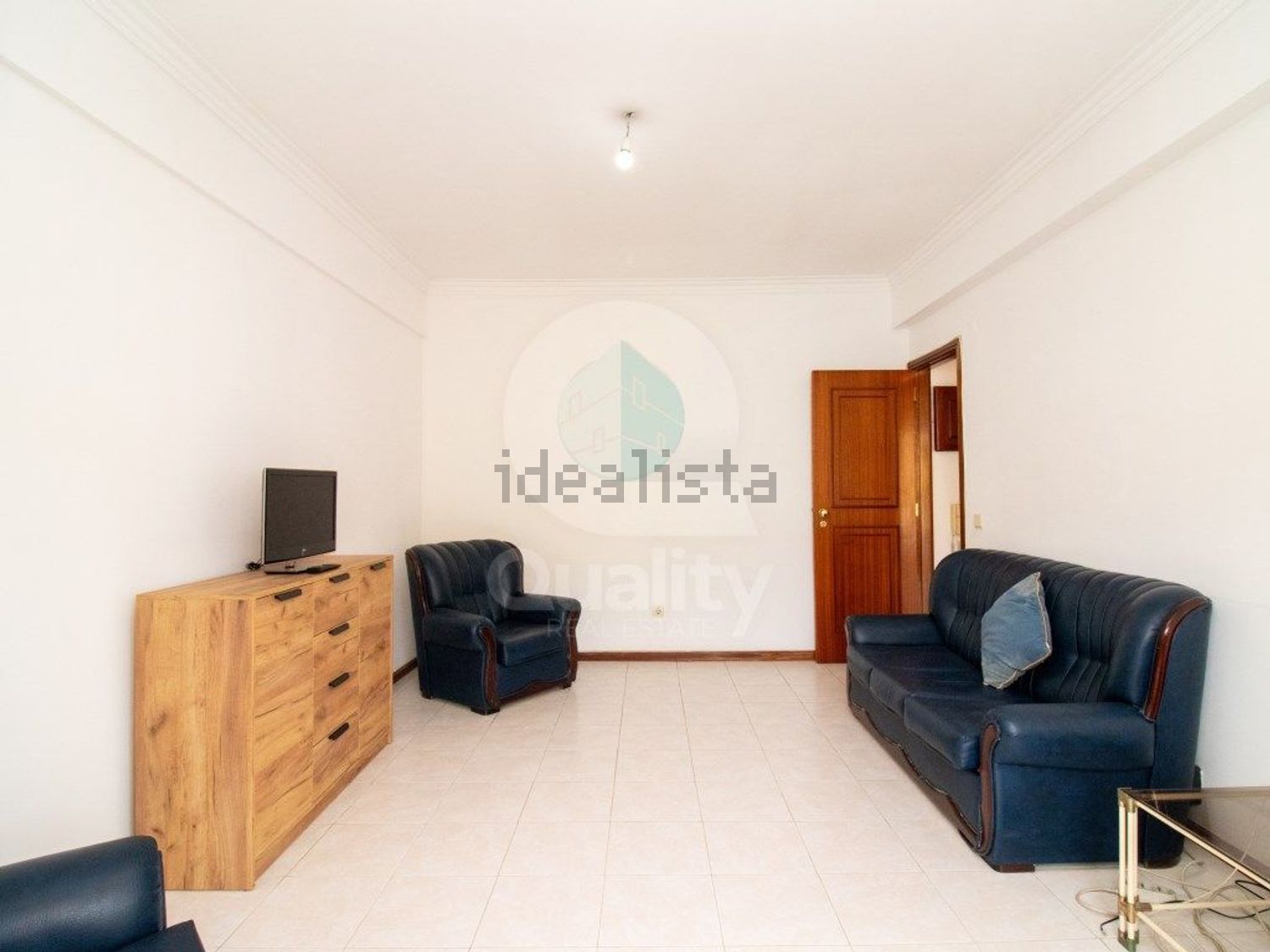 公寓 t1出售在Rua Francisco Miguel - 客厅