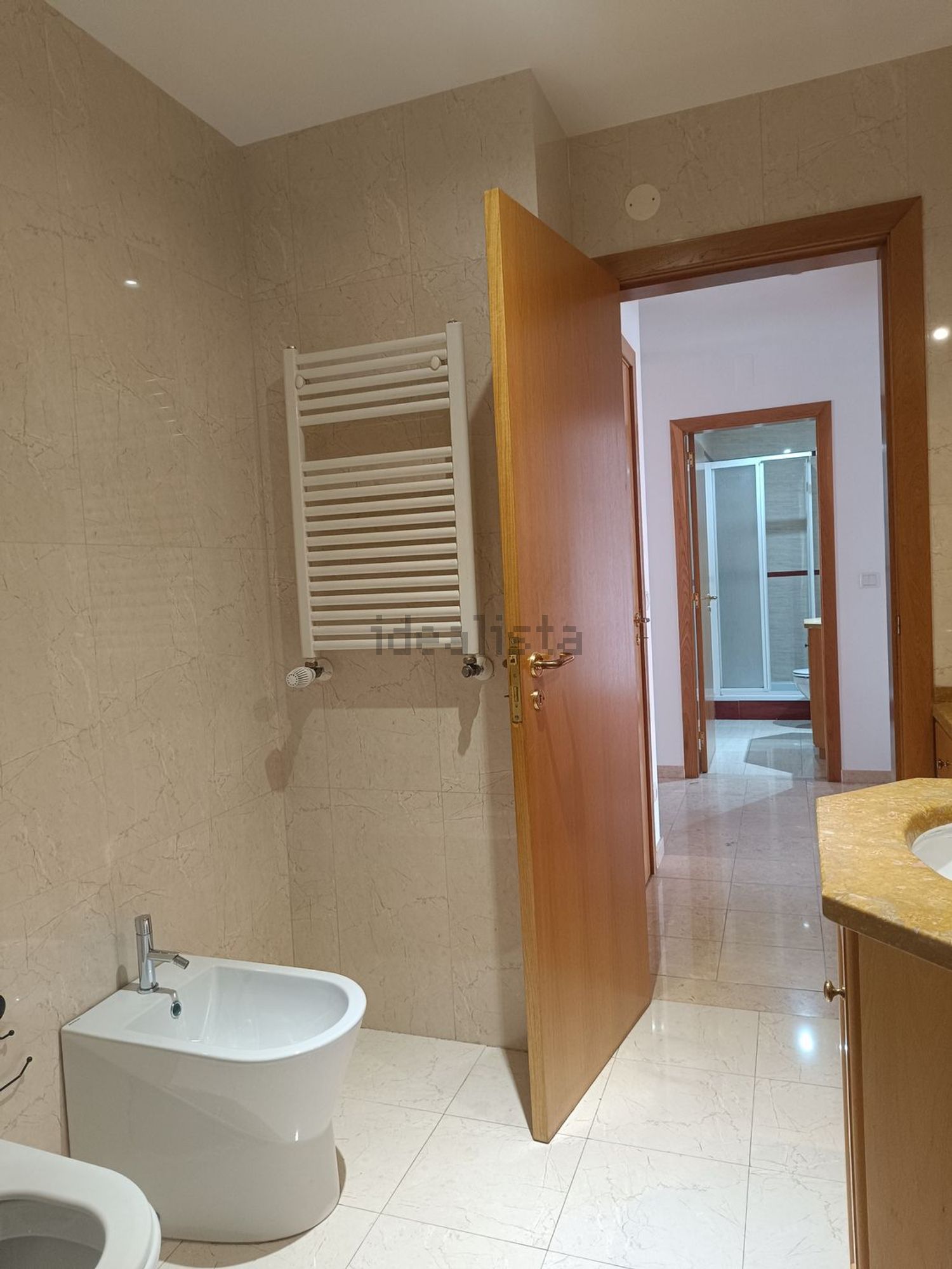 出租公寓 t2在Praceta José Régio, 12 e - 卫生间