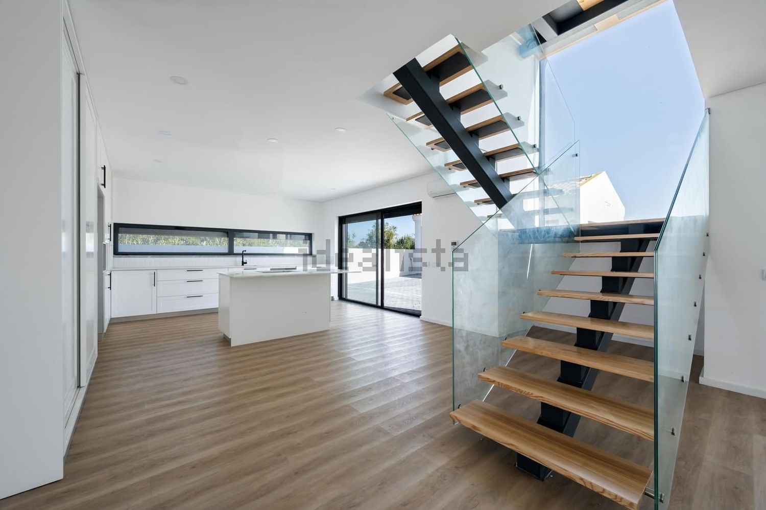 联排别墅出售在Rua do Pinhal - 详情