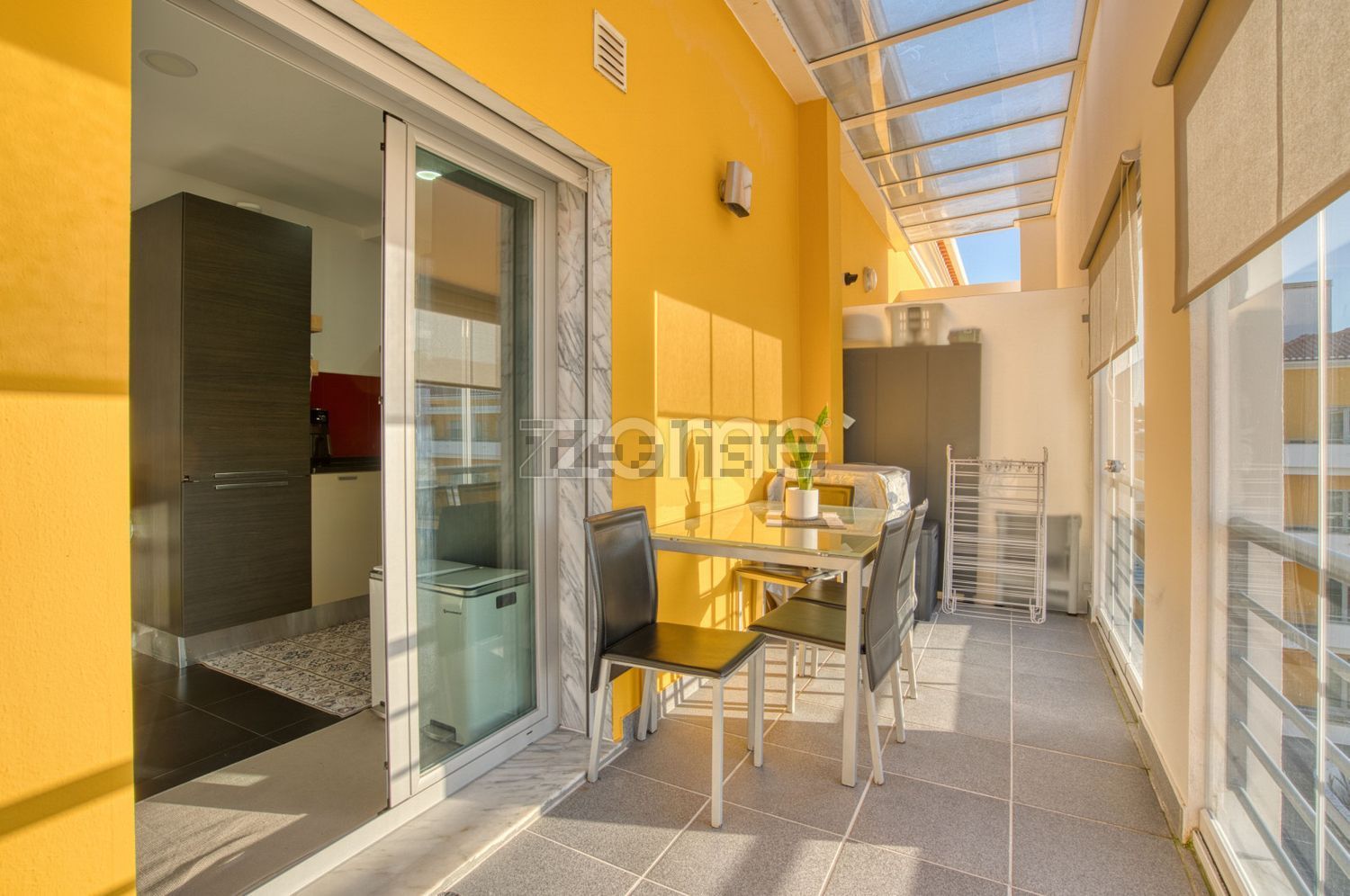 复式公寓出售在Rua dos Eucaliptos, 2 - 门廊