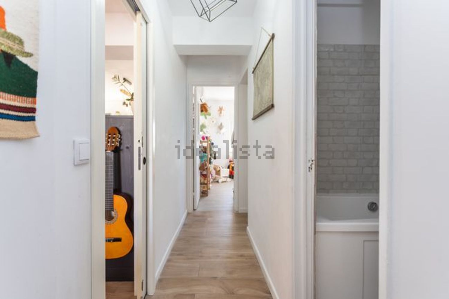 公寓 t3出售在Largo 1º de Maio, 19 - 过道