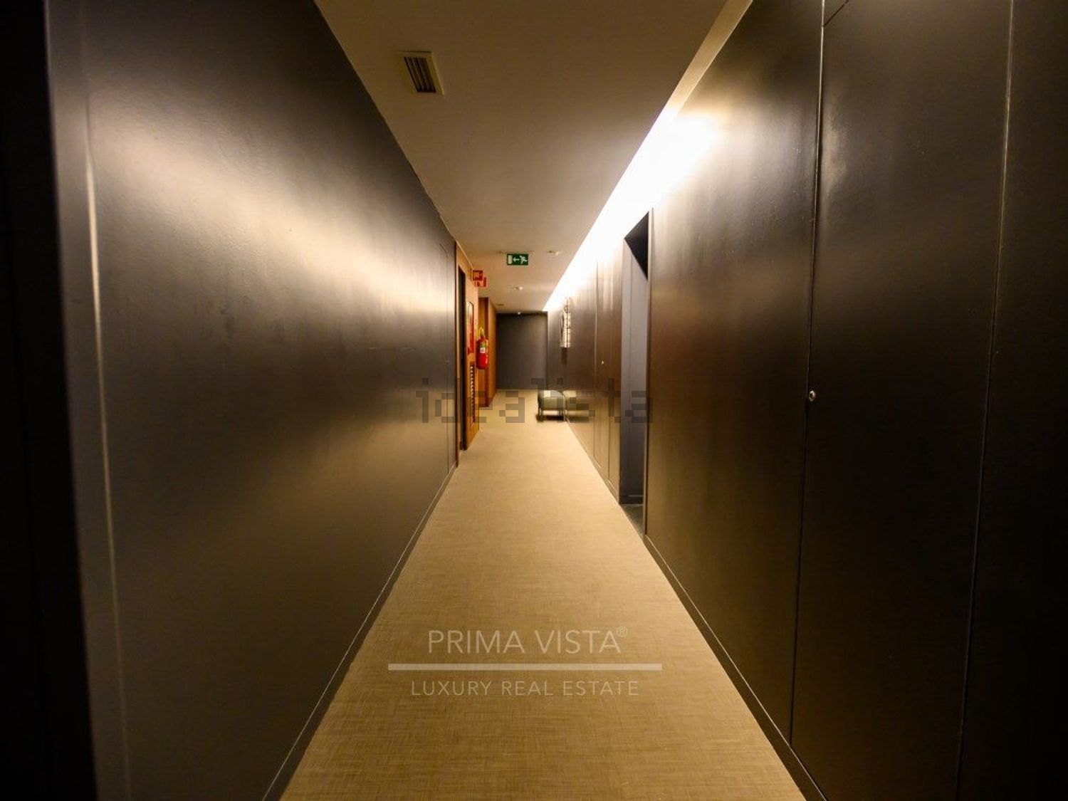 T0（单人公寓）出售在Rua Rodrigo da Fonseca, 4 - 过道