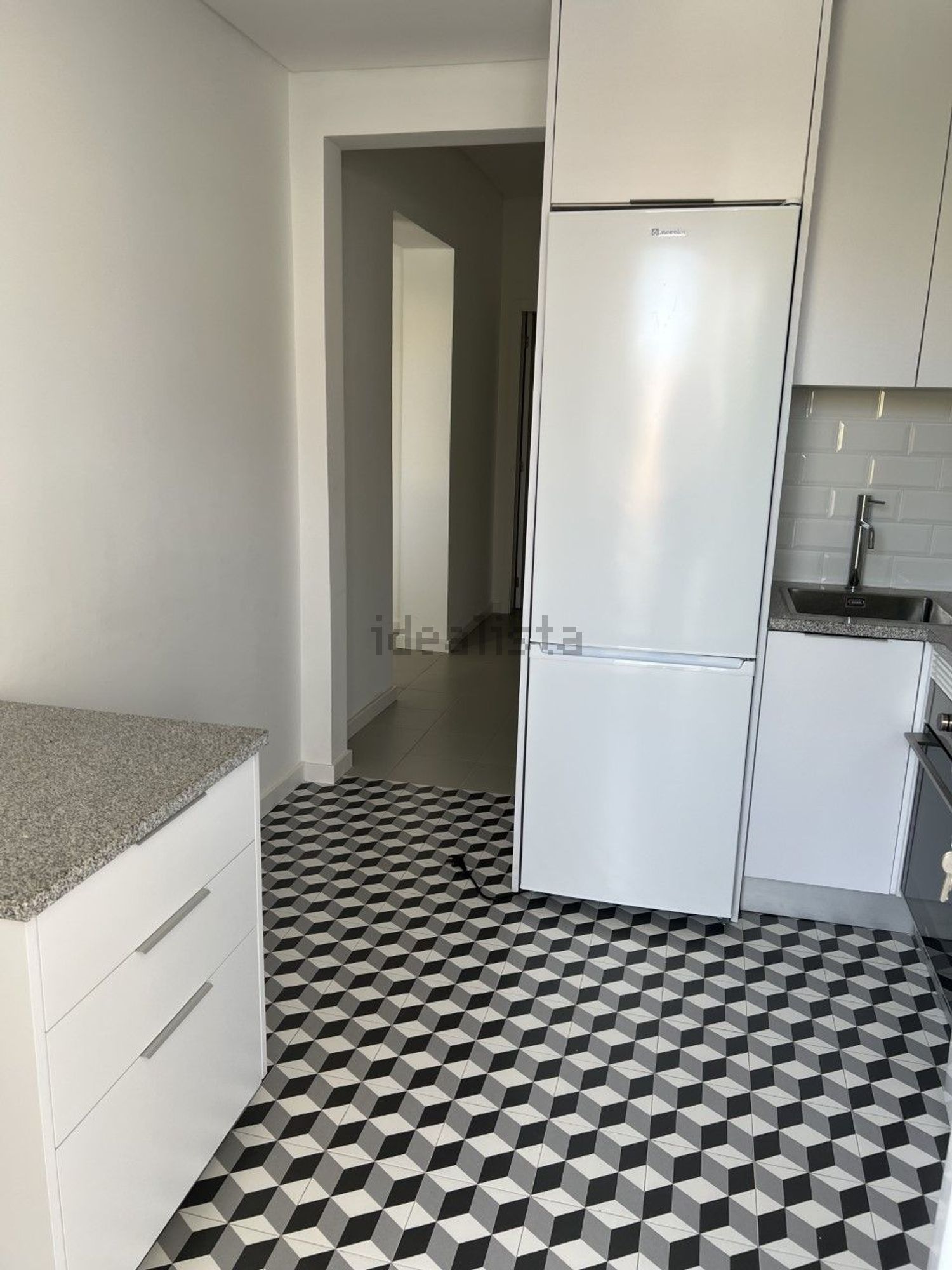 出租公寓 t1Poeta do Bocage, 33 - 厨房