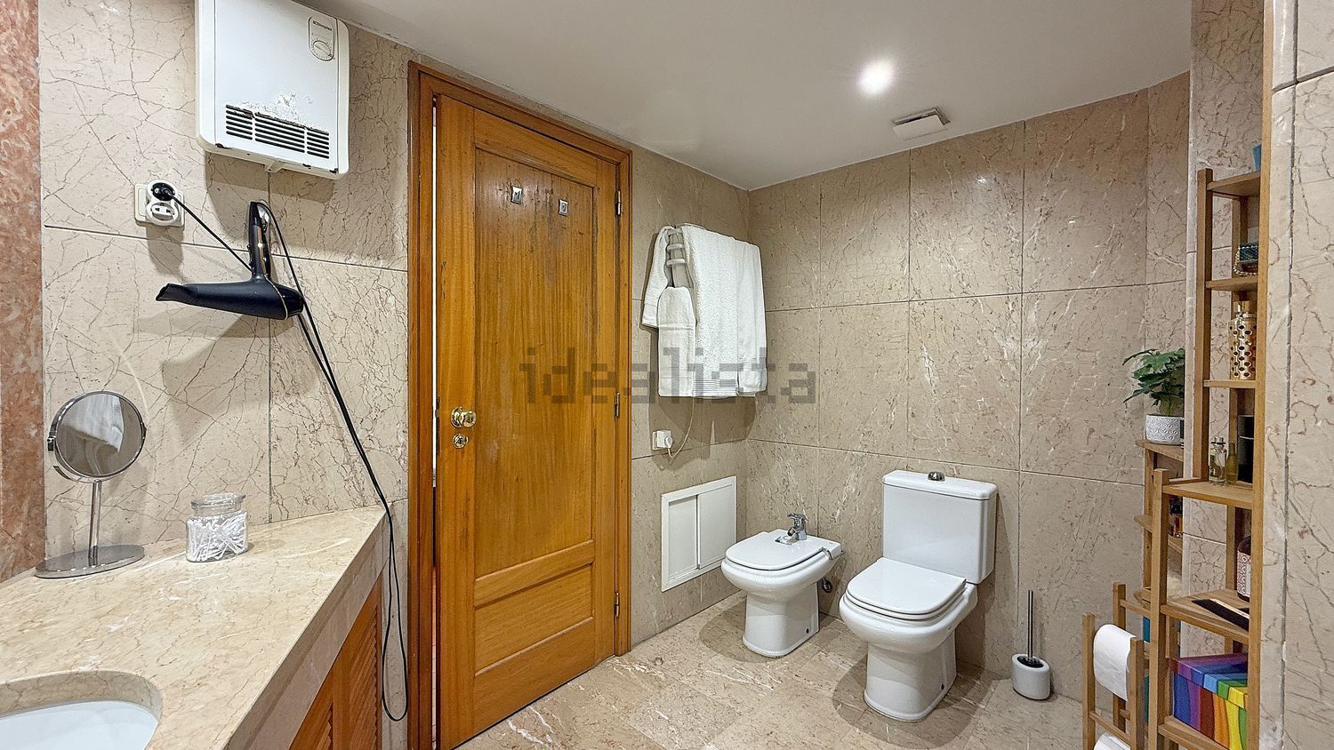 公寓 t6出售在Rua José Afonso, 10 - 卫生间