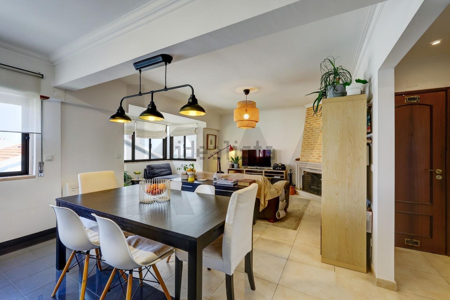 复式公寓出售在Rua Salgueiro Maia s/n - 客厅