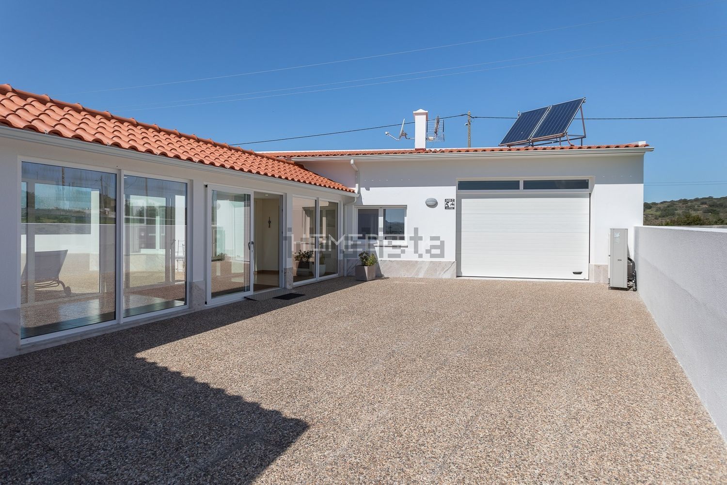 小楼房或别墅出售在Igreja Nova e Cheleiros - 外立面