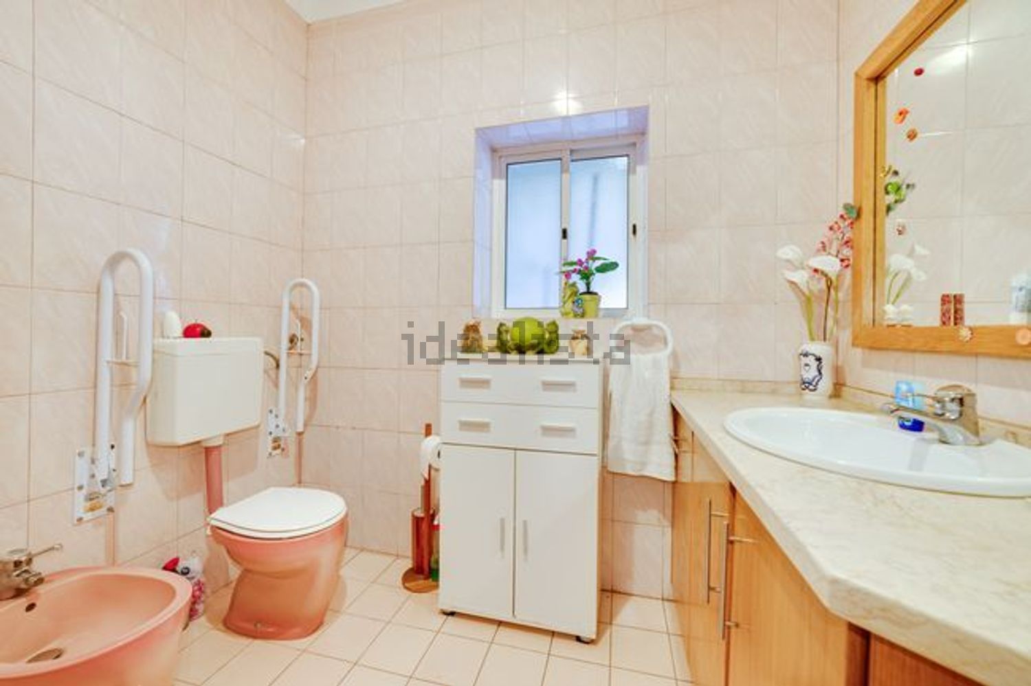 小楼房或独栋别墅出售在Travessa Linhas de Torres - 卫生间