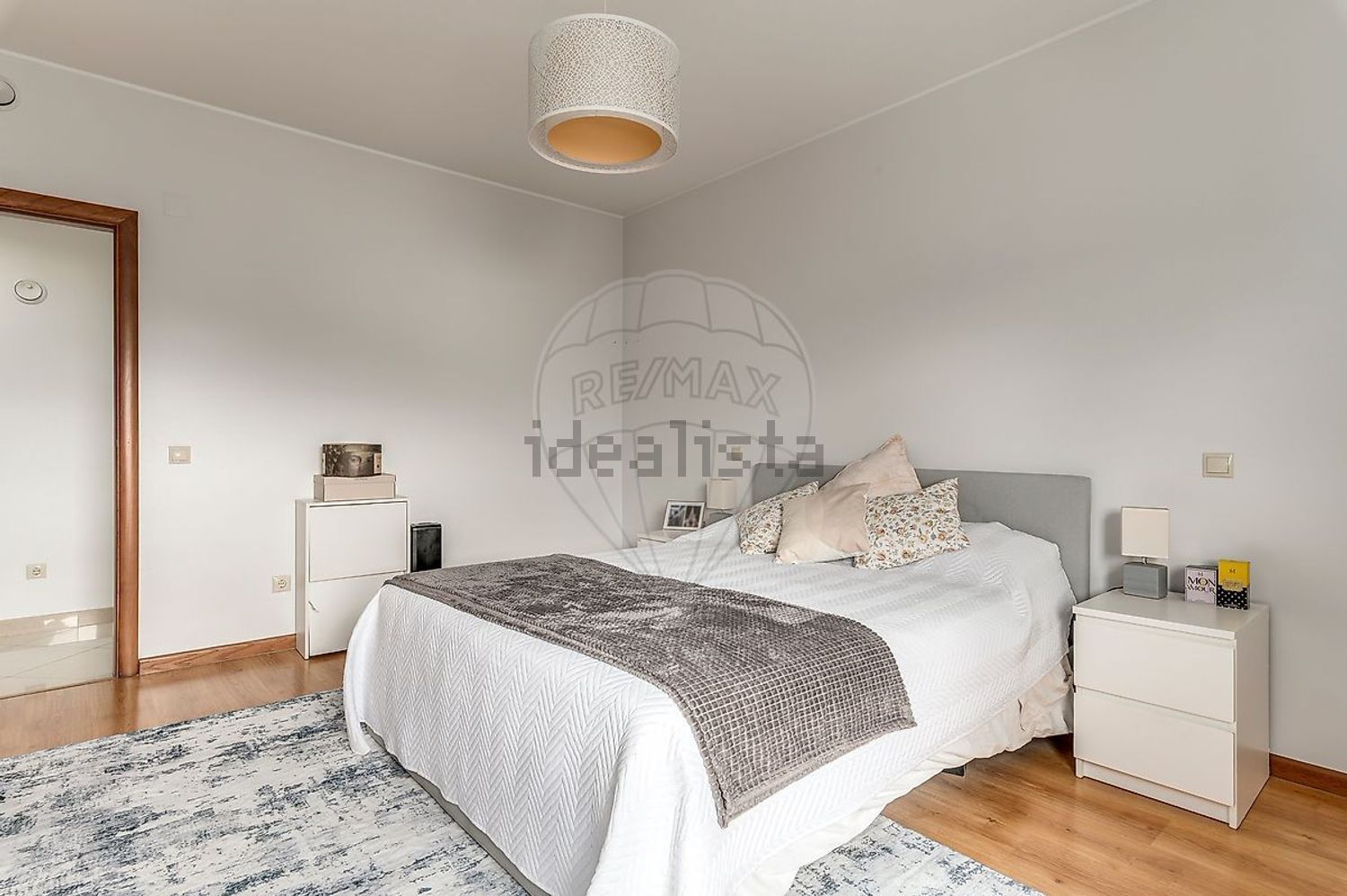 公寓 t3出售在Rua Almirante Reis - 卧室