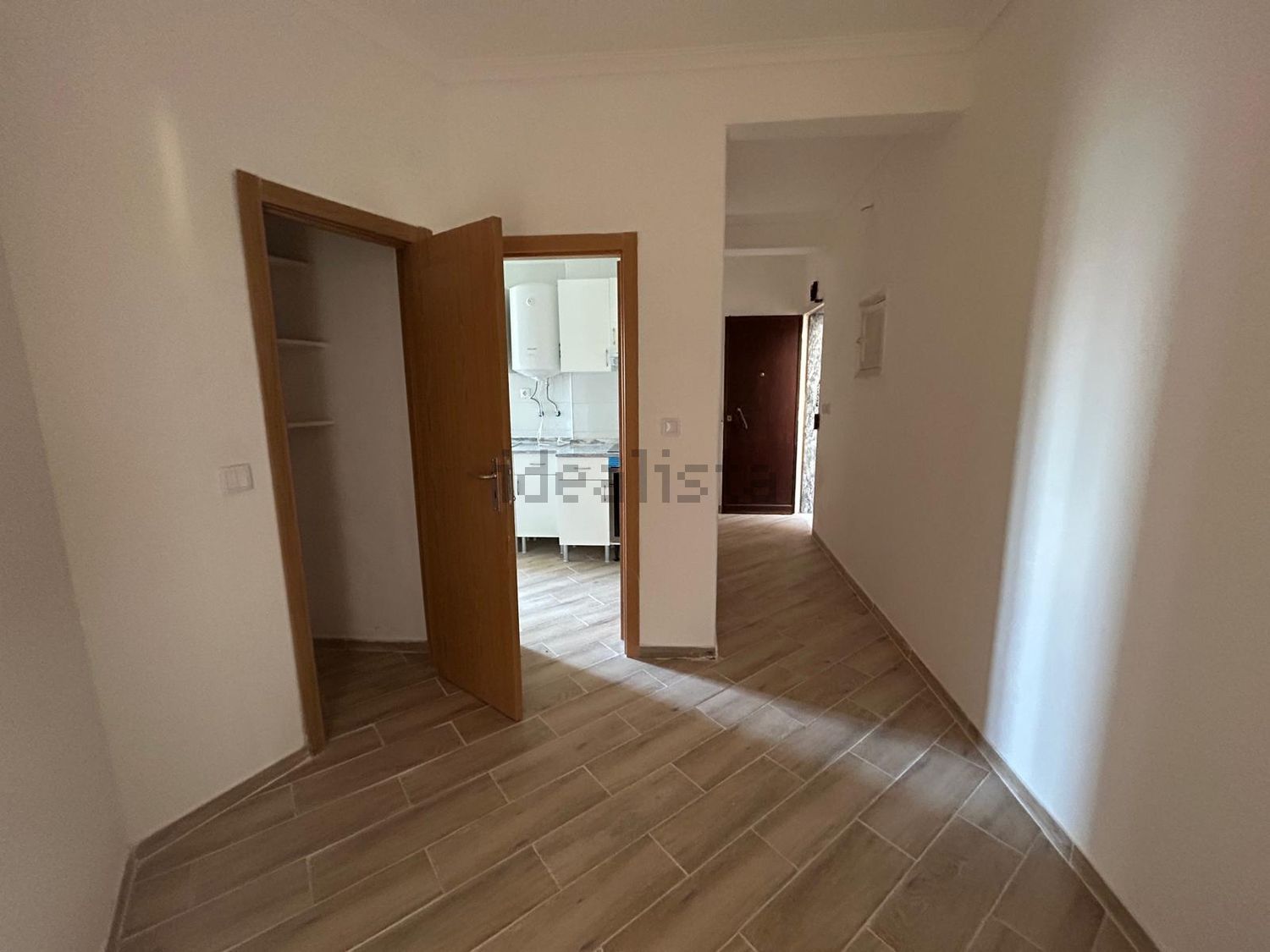 出租顶层公寓在Rua General Justiniano Padrel, 14 - 前厅