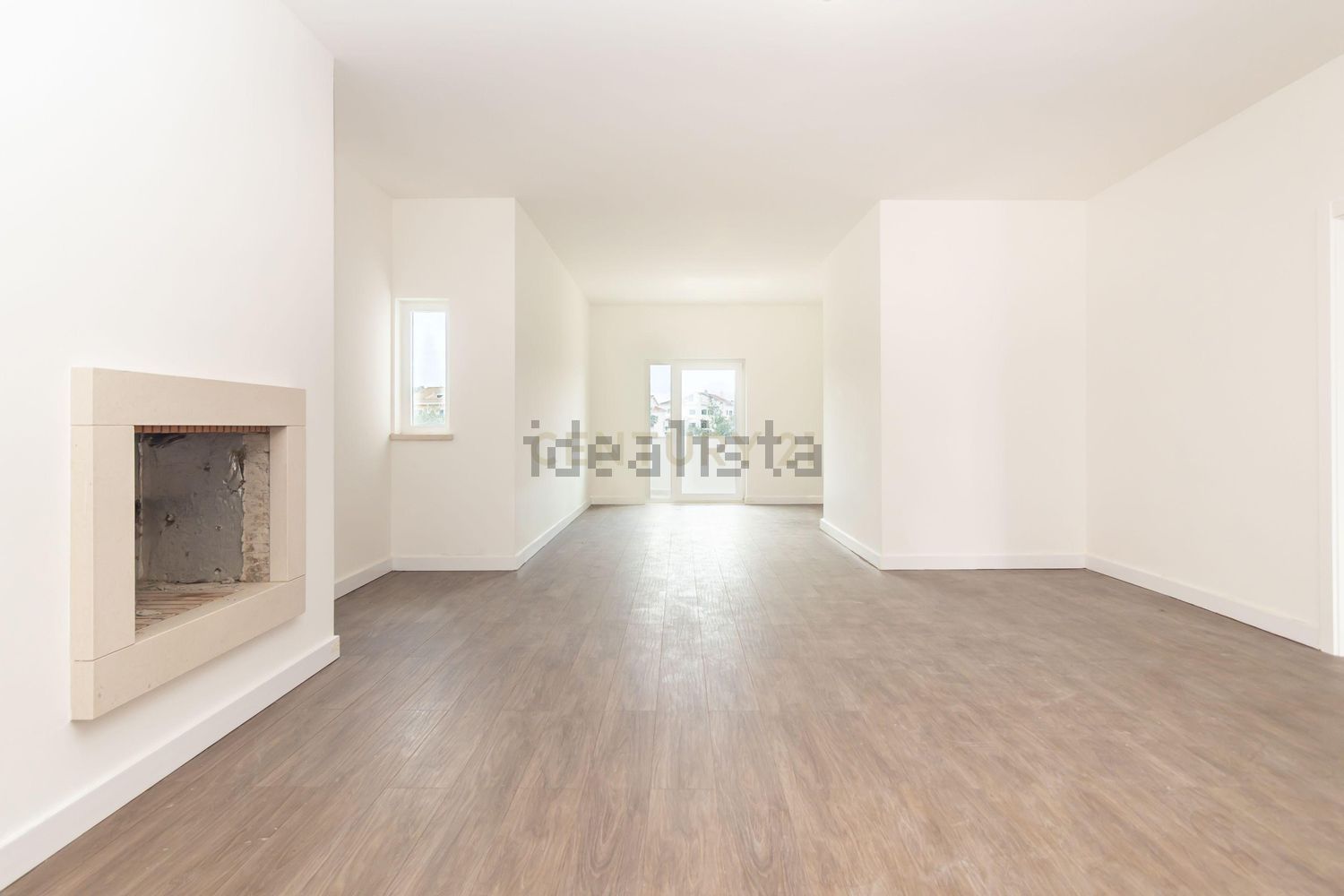 小楼房或独栋别墅出售在Avenida do Canto do Pinheiro - 居住