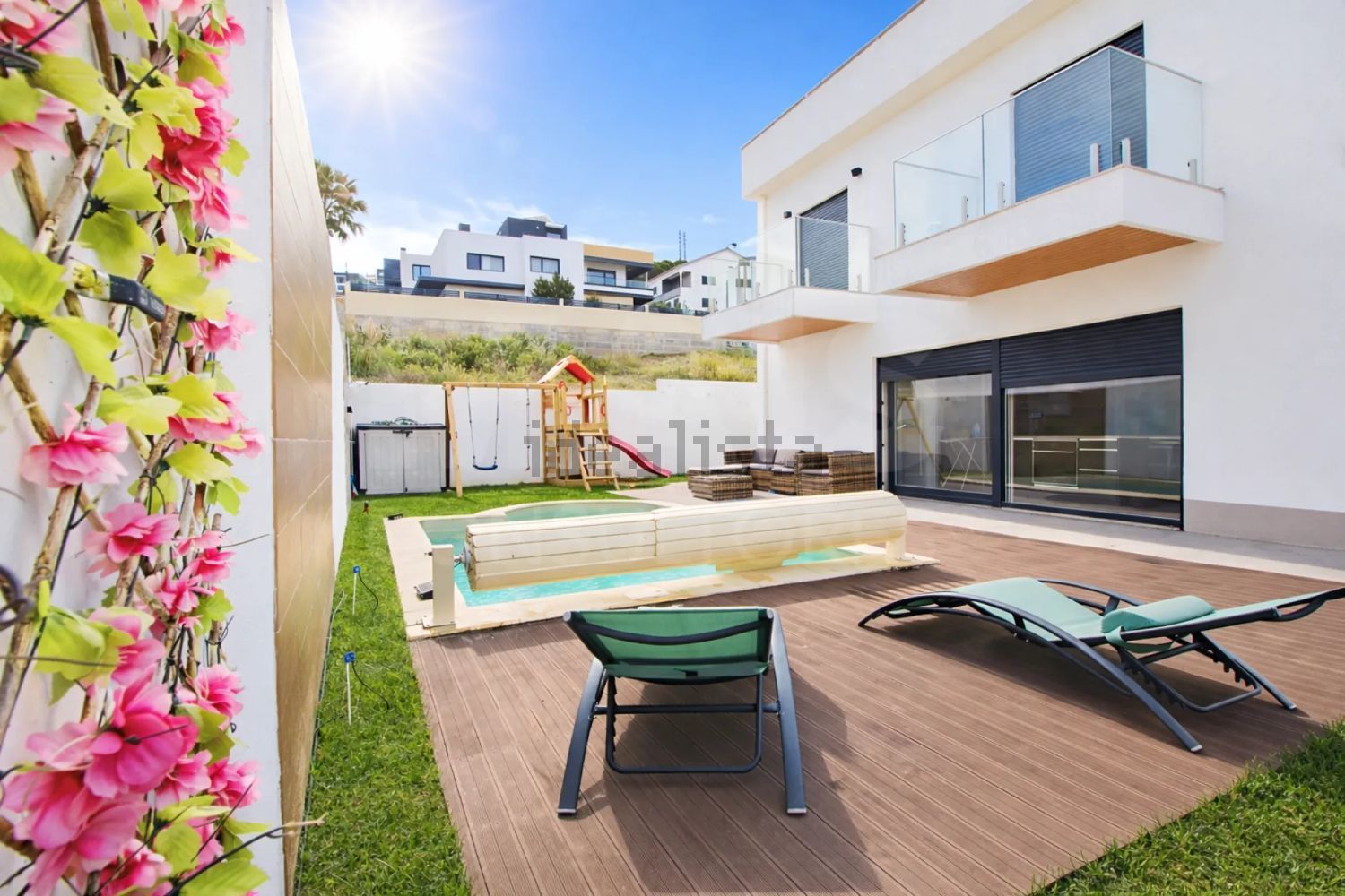 小楼房或别墅出售在Santo Antão e São Julião do Tojal - 游泳池