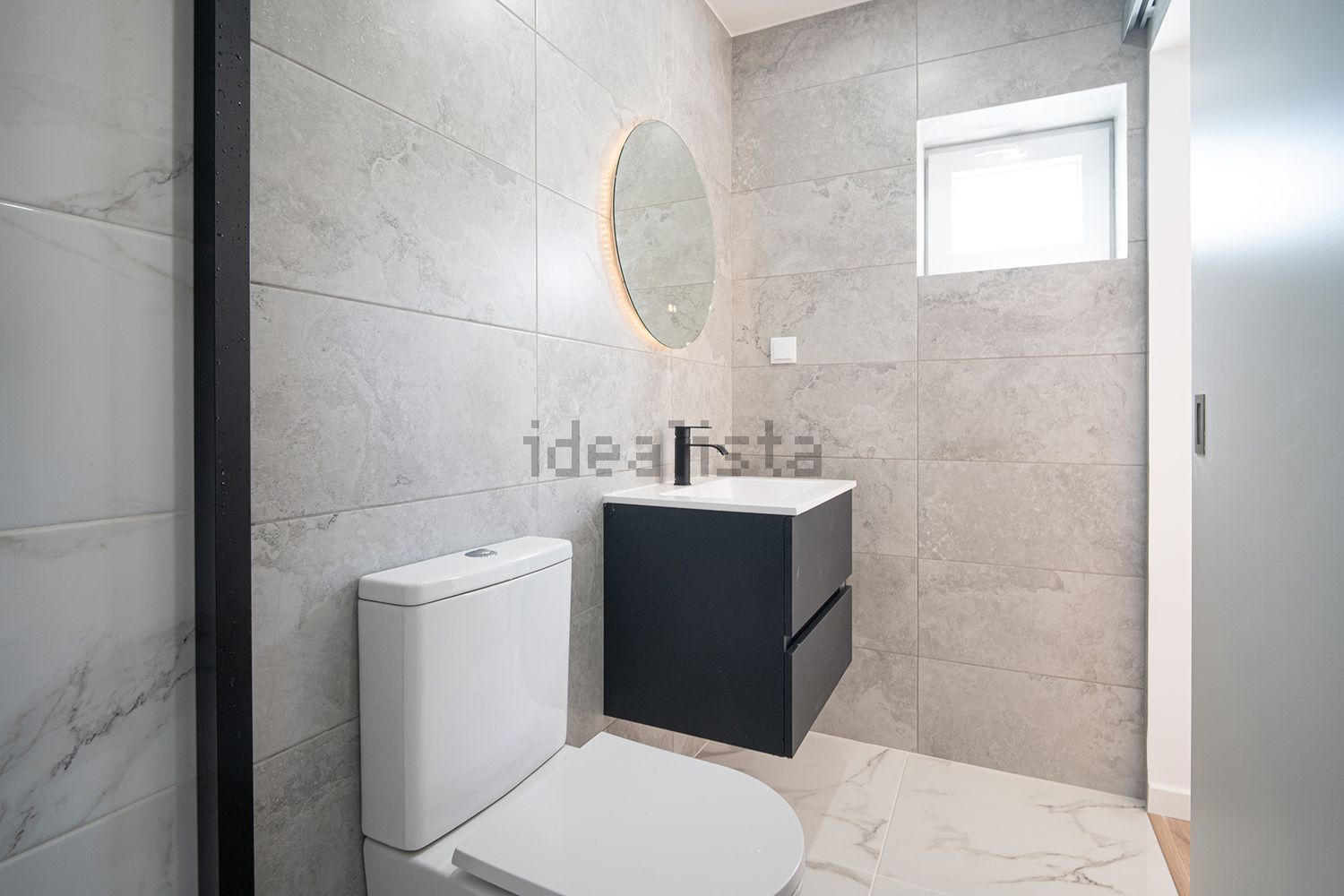 公寓 t3出售在Olivais - 卫生间